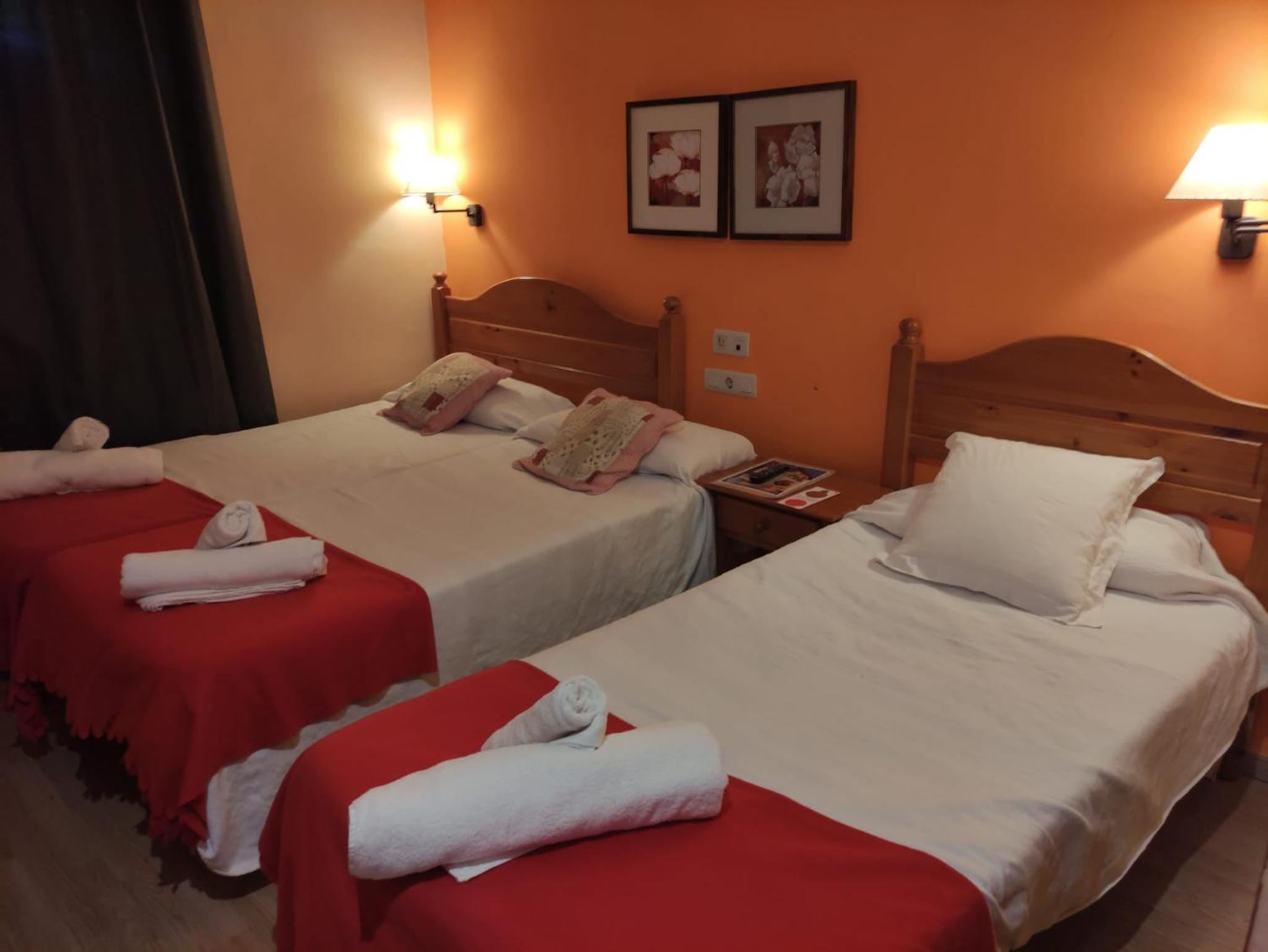 Standard Triple Room photo 3