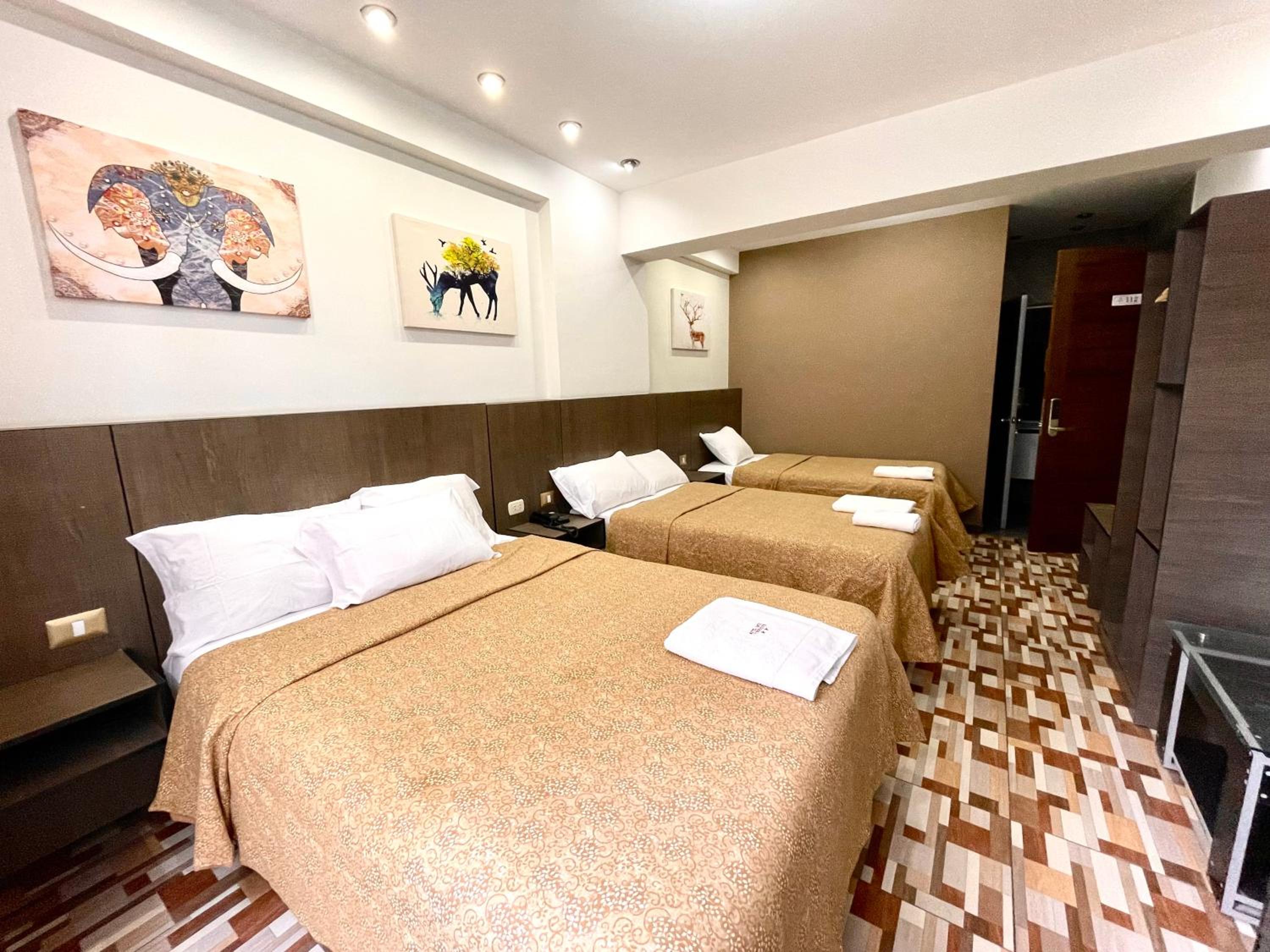 Triple Room