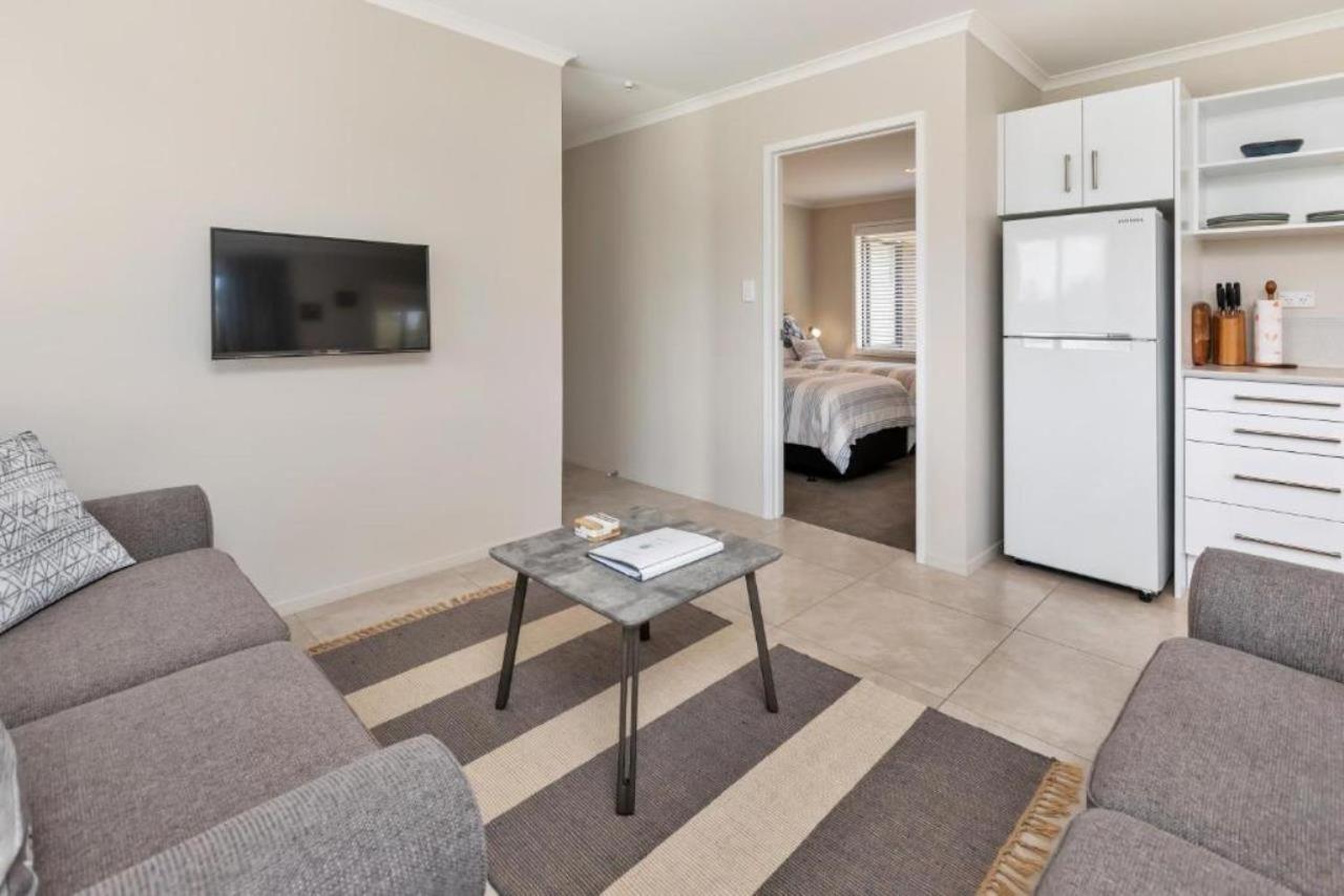 Two-Bedroom Apartment - Photo 7