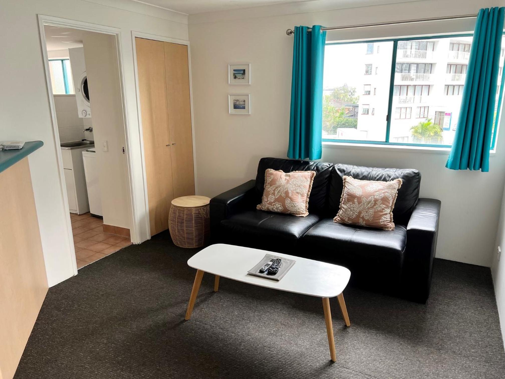 One-Bedroom Apartment - Photo 8