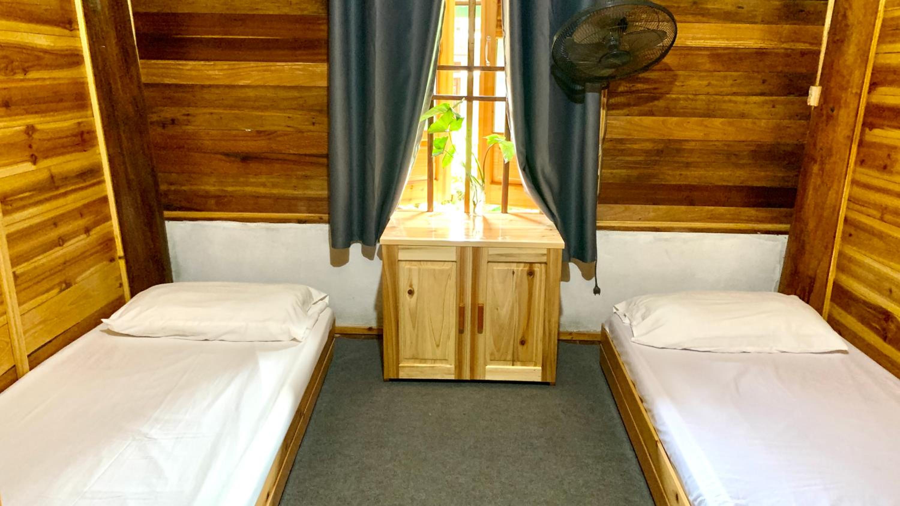 Twin Room with Shared Bathroom photo 1