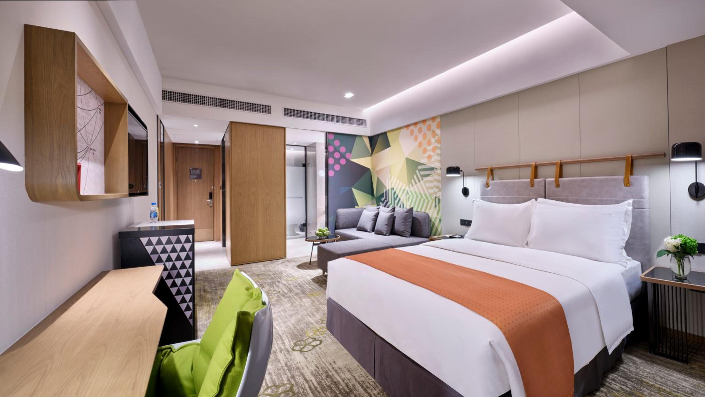 Standard King Room - Mid Floor - Photo 2