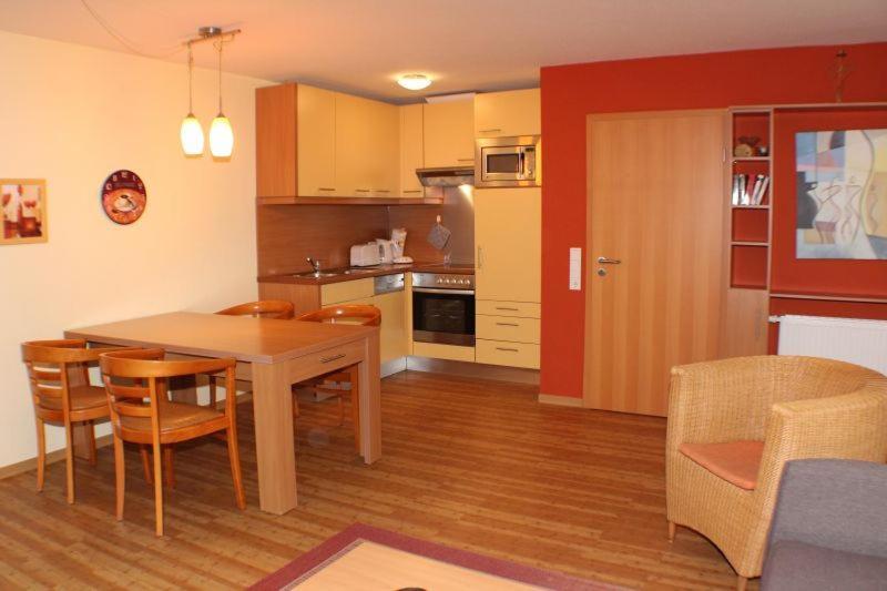 Two-Bedroom House photo 3