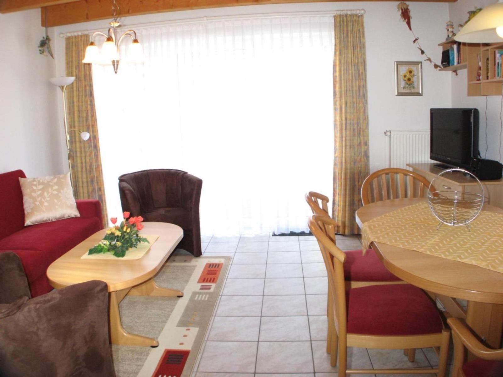 Three-Bedroom House photo 2