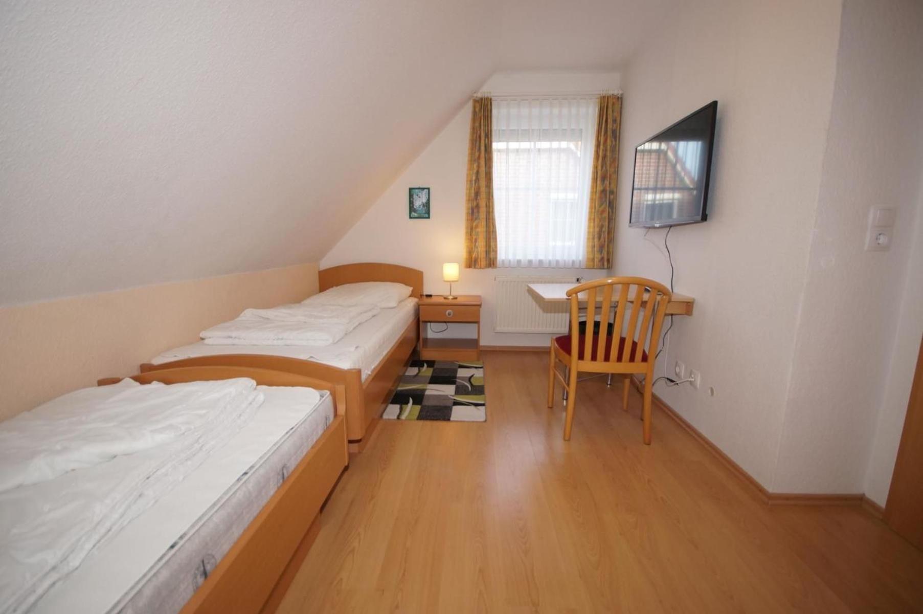 Three-Bedroom House photo 3
