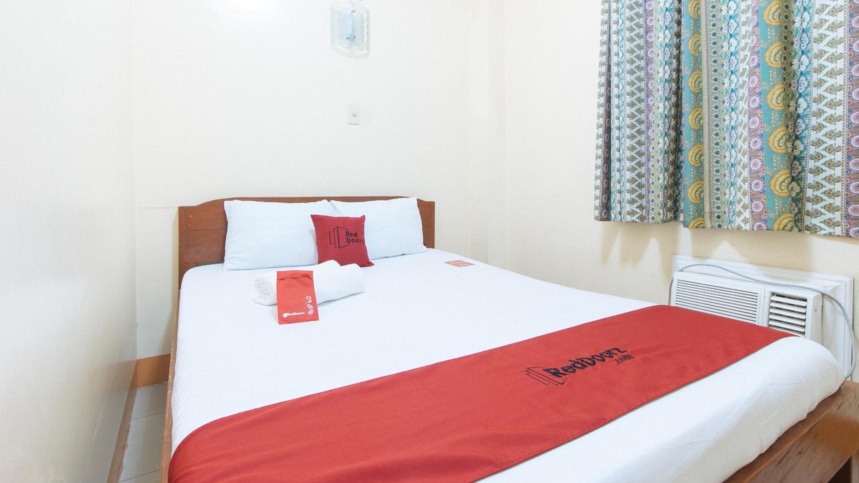 Double Room - Photo 11