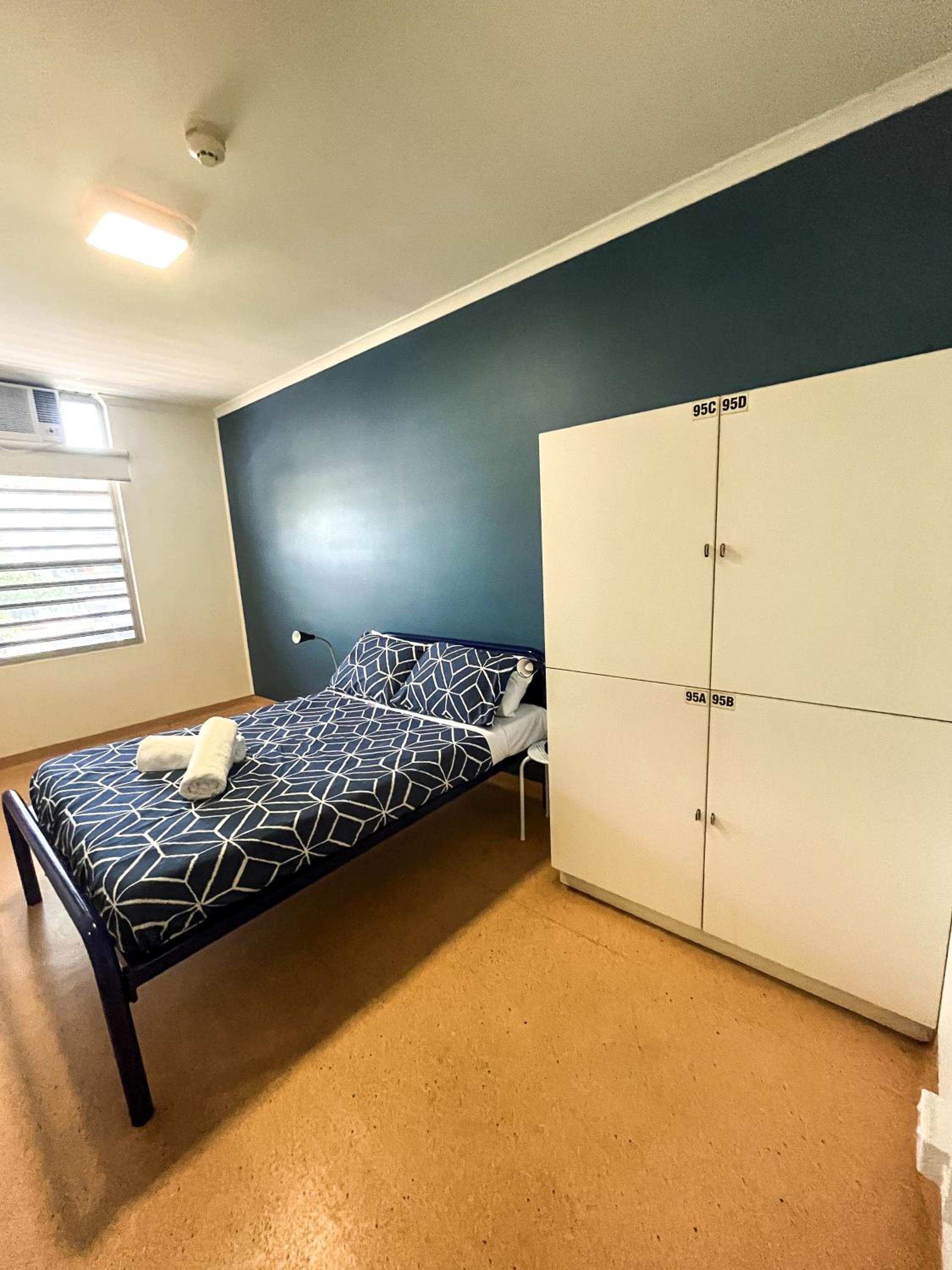 Standard Double Room with Shared Bathroom photo 2