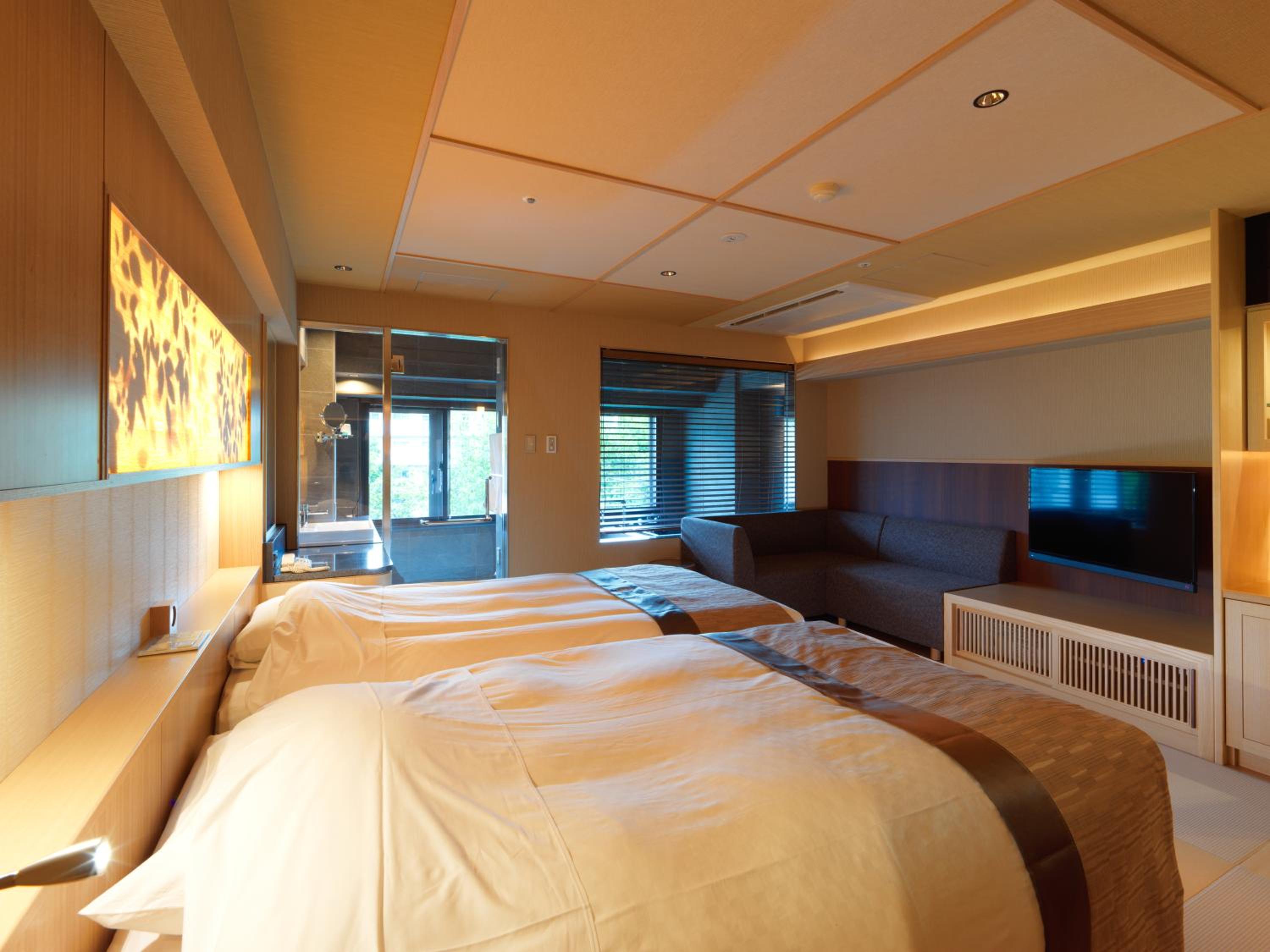 Twin Room with Jet Bath - Non-Smoking - Buffet Breakfast + Buffet Dinner Included - Photo 7
