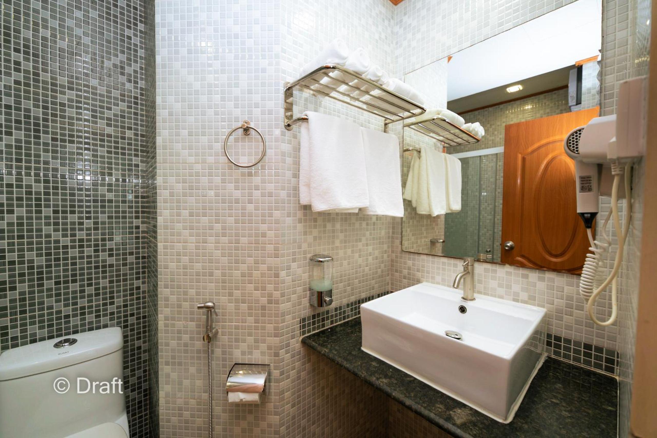 Deluxe Double Room with Sea View - Photo 2