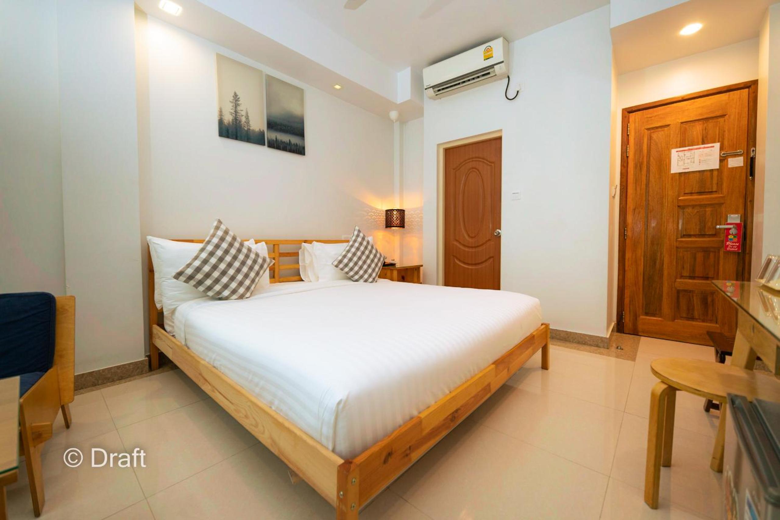 Standard Double Room - Photo 3