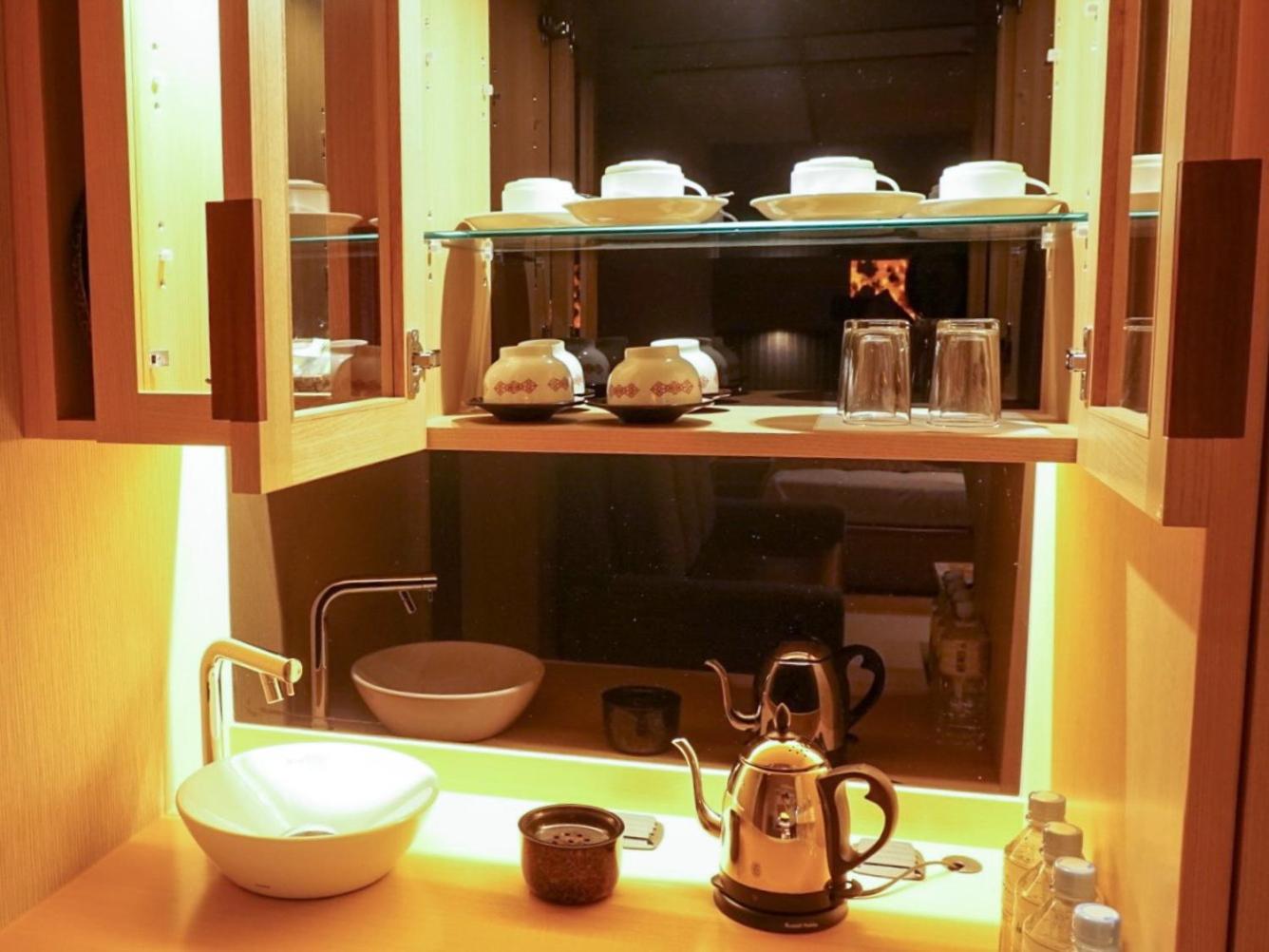 Room with Tatami Area and Jet Bath - Non-Smoking - Buffet Breakfast + Buffet Dinner Included - Photo 12