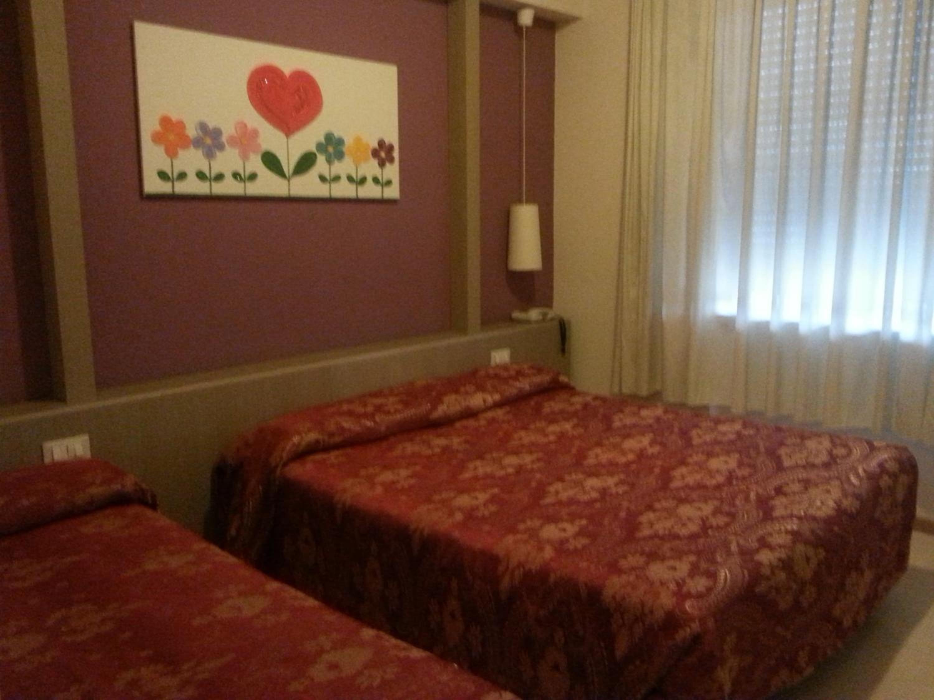 Economy Triple Room - Photo 1