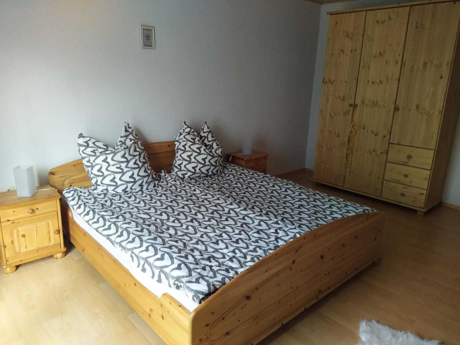 Three-Bedroom Apartment with Balcony and Terrace photo 1
