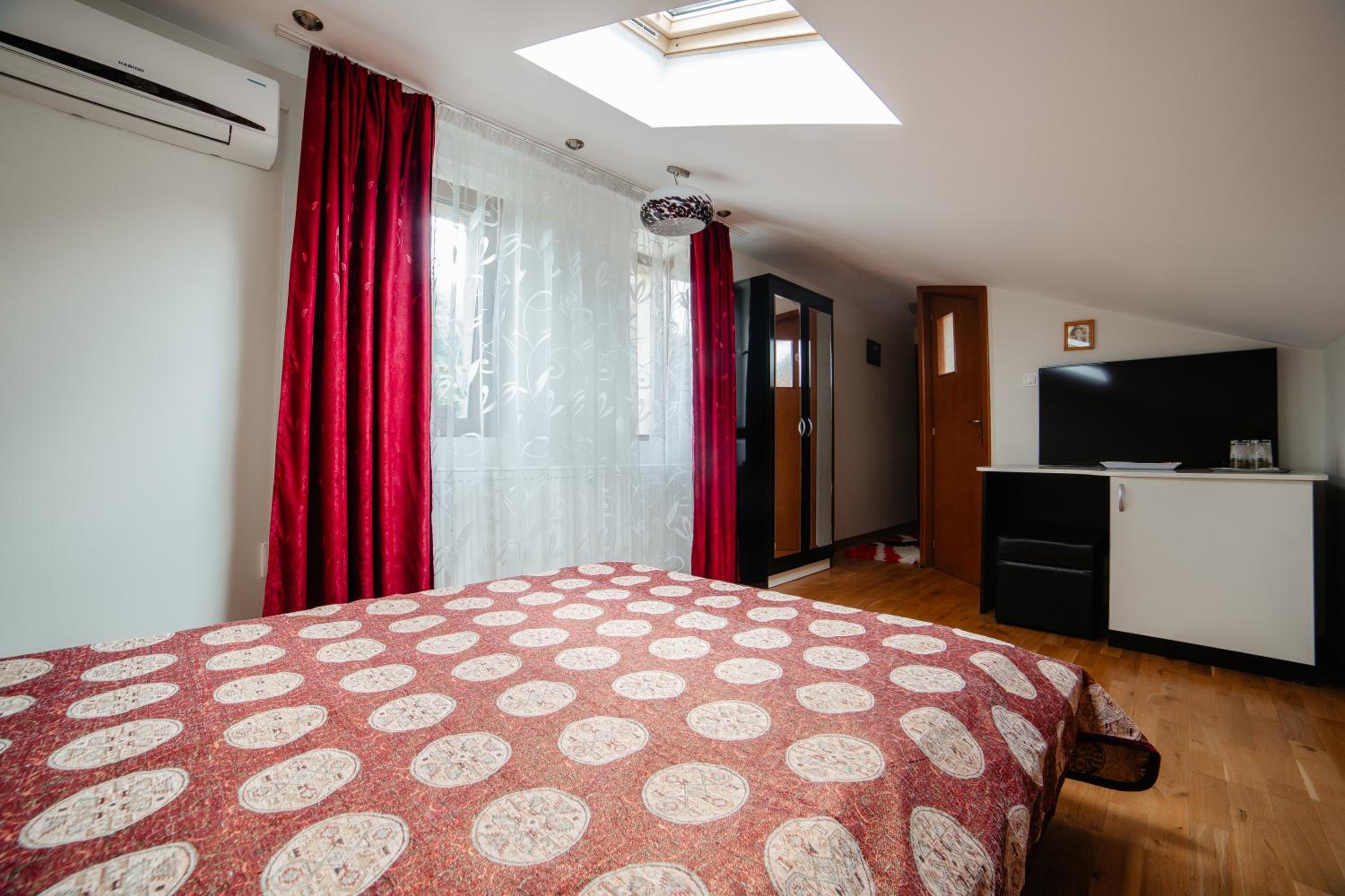 Economy Double Room - Photo 1
