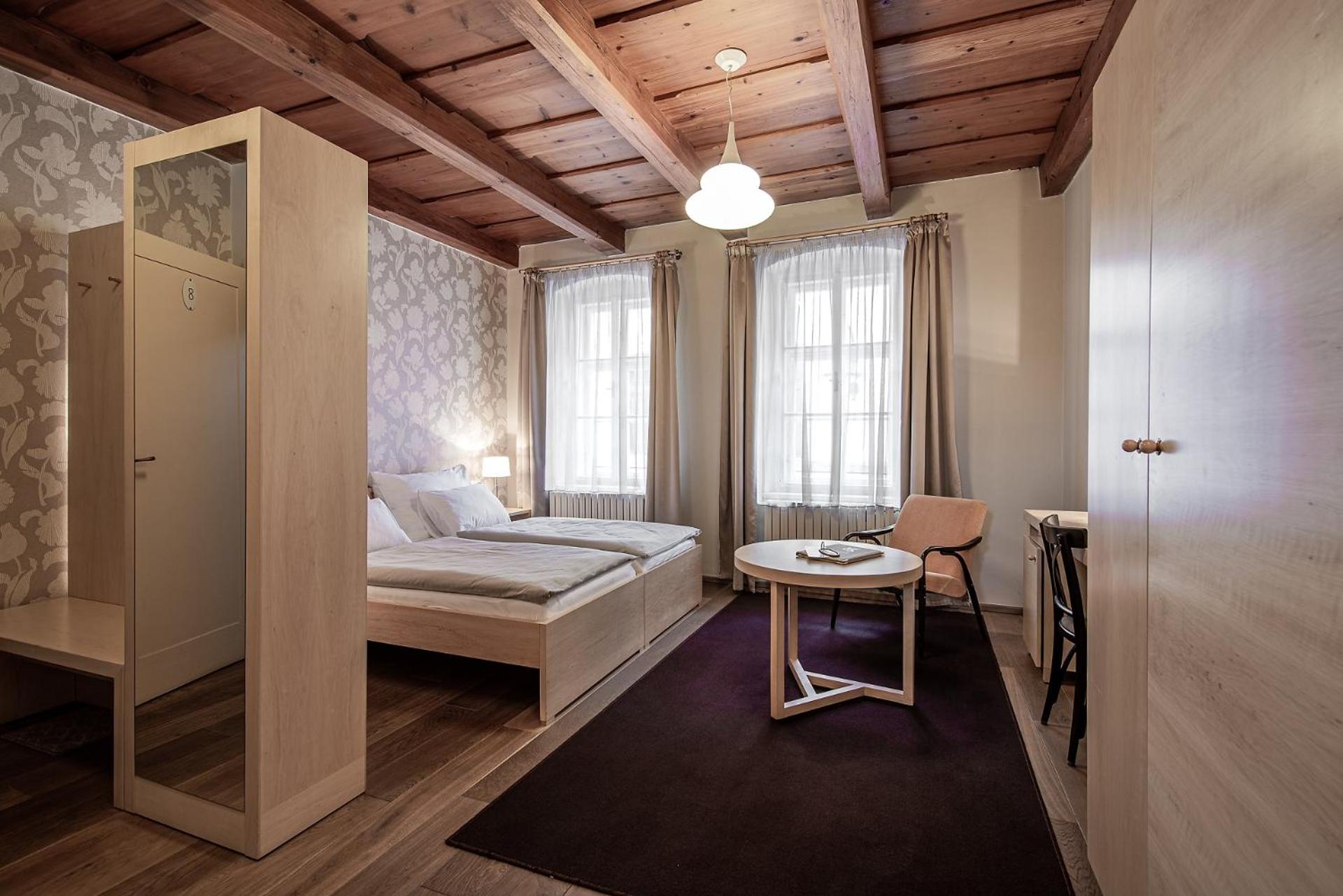 Double or Twin Room - Photo 8