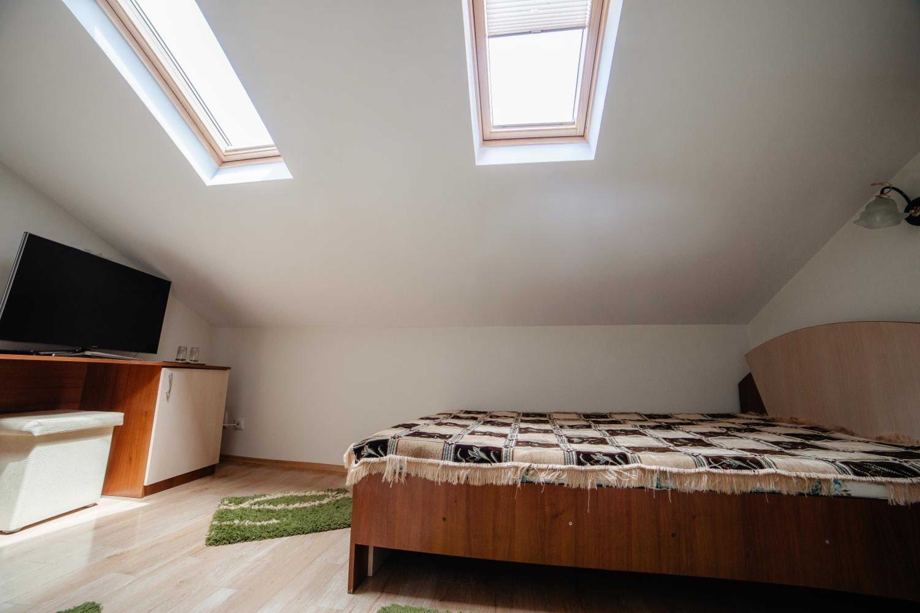 Economy Double Room photo 3