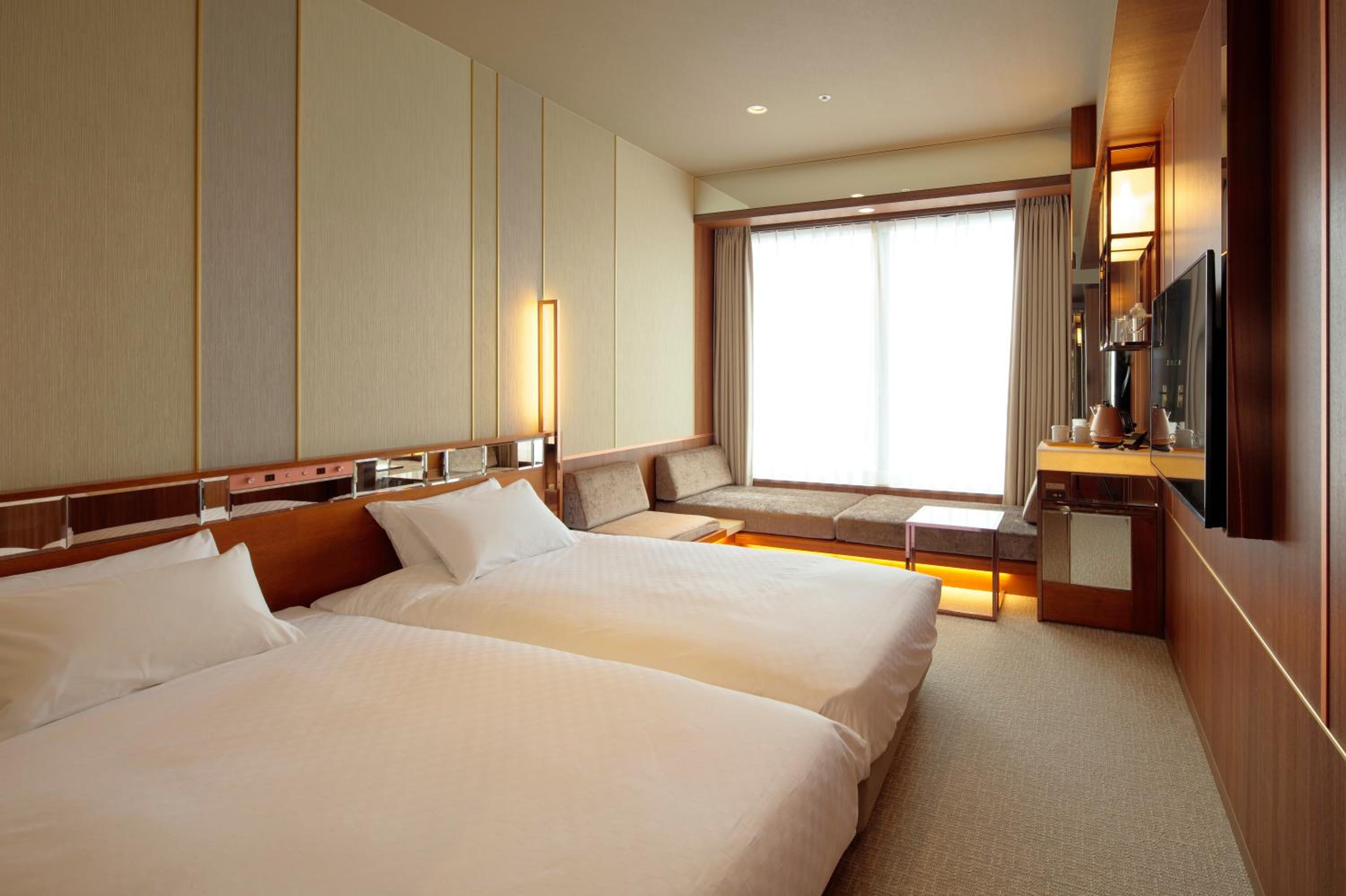 Twin Room - Non-Smoking - Photo 1