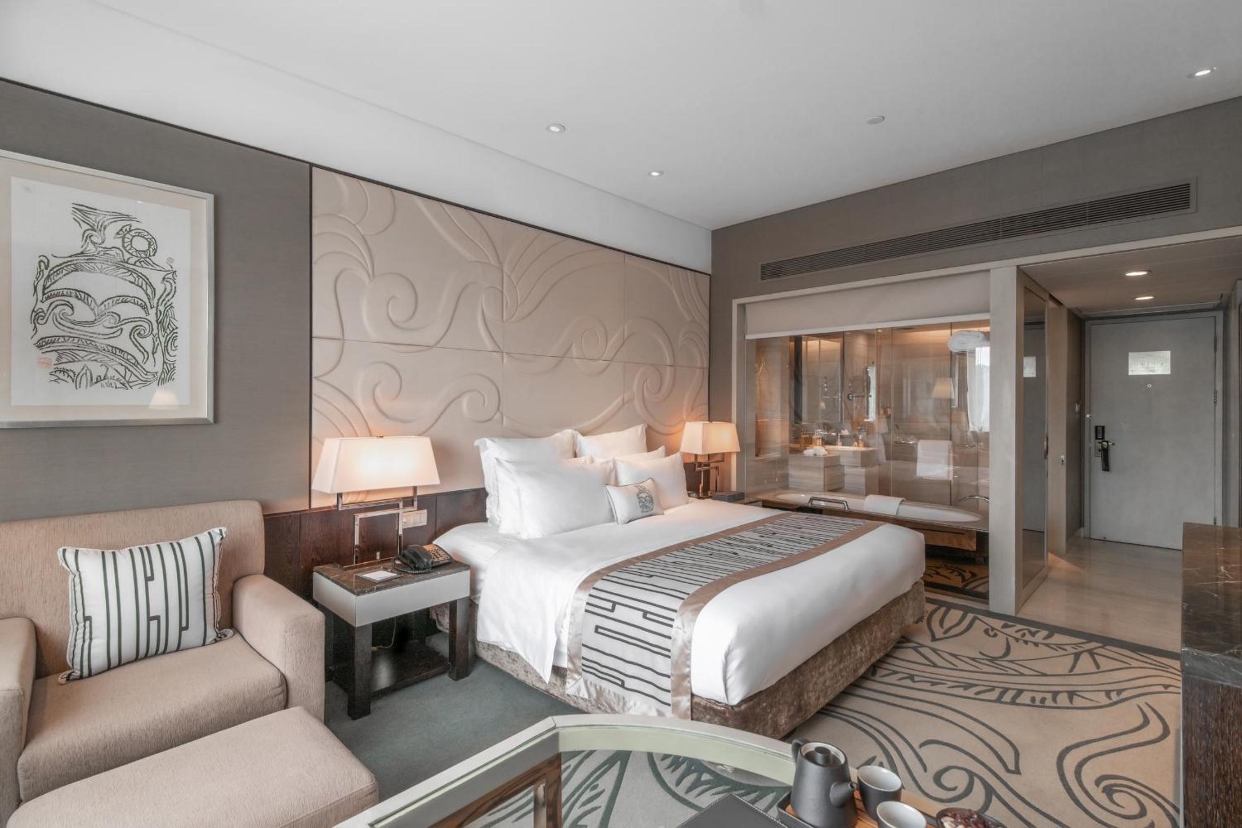 King Room with Mountain View photo 3