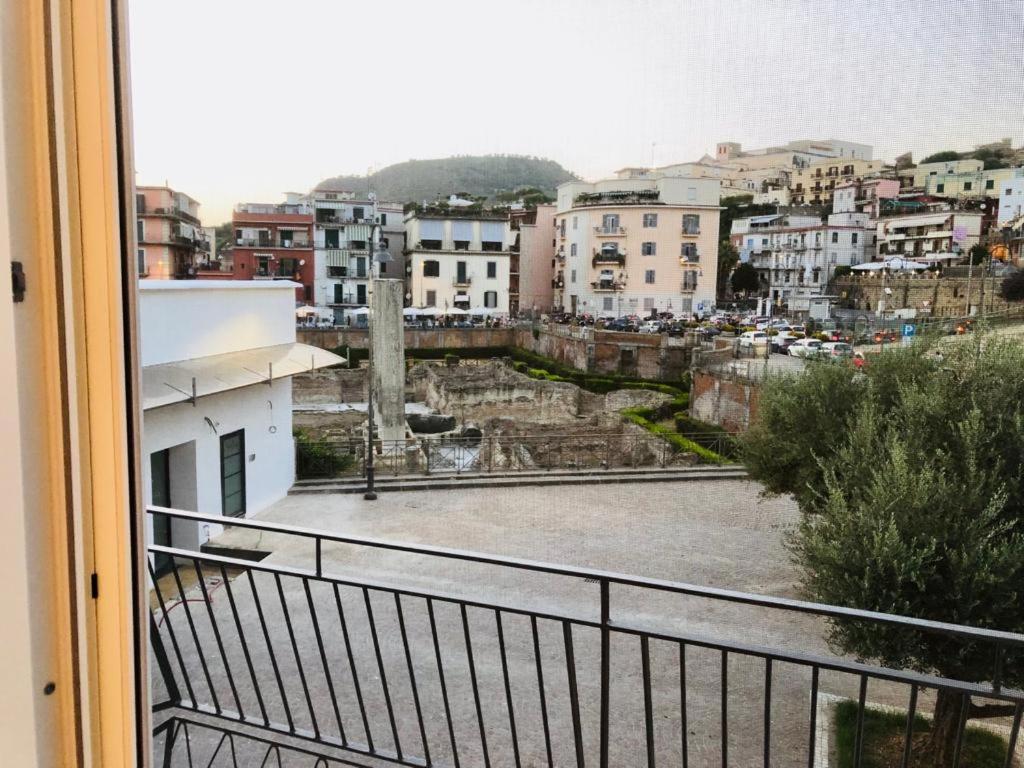 Apartment with Balcony photo 2