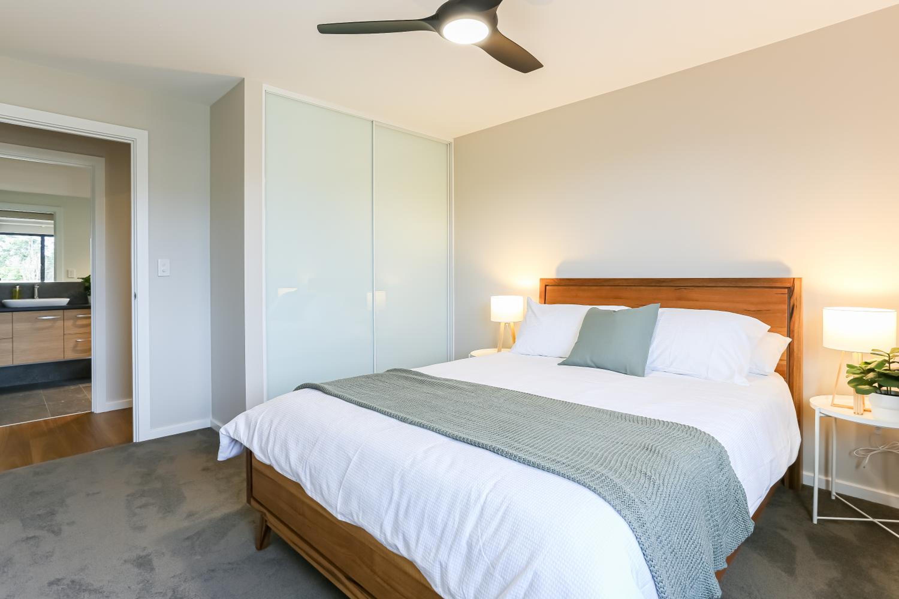 Three-Bedroom House photo 1