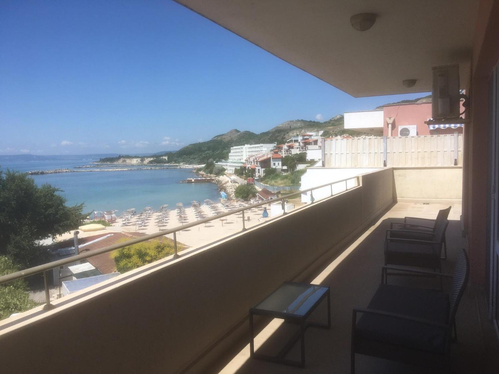 Penthouse Apartment with Sea View photo 2