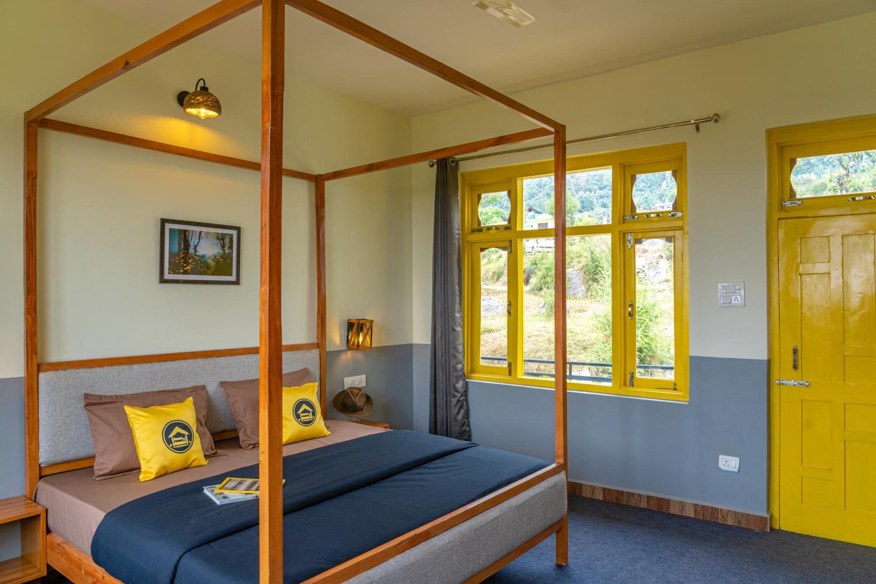 Superior Double Room with Balcony photo 2