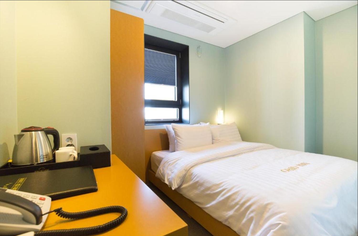 Economy Double Room — the supplier's photographs — photo 4