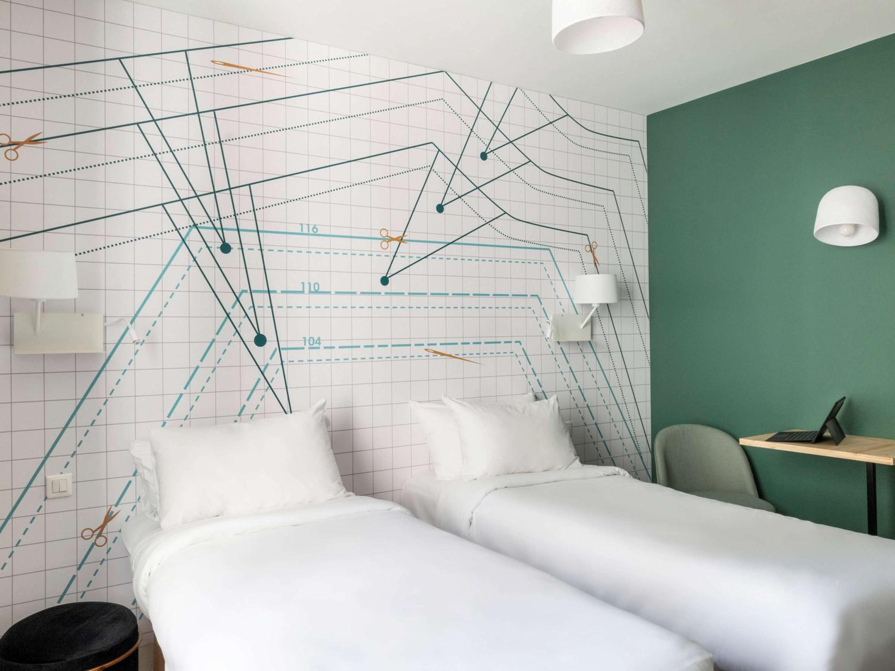 Standard Twin Room - Photo 1