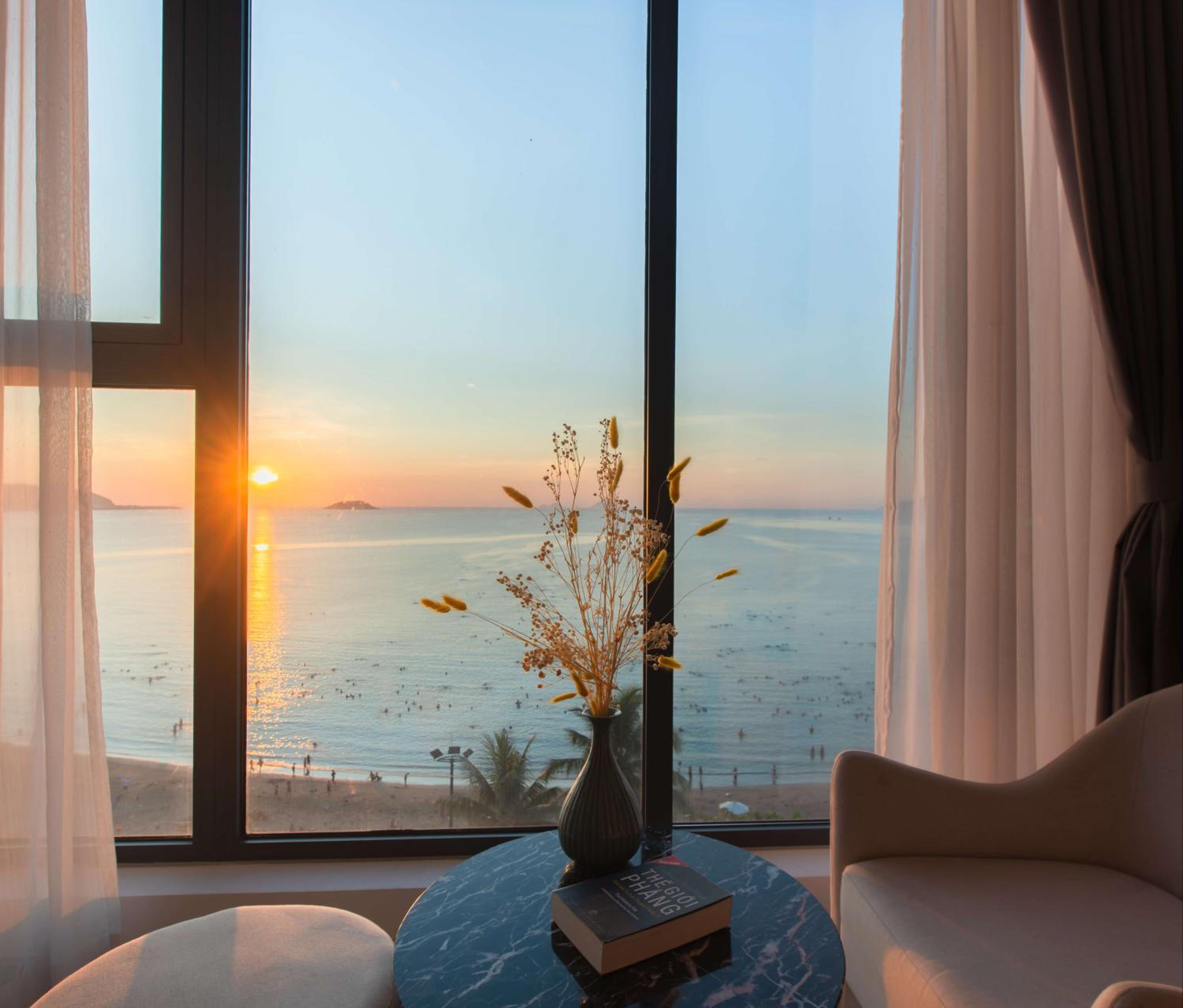 Deluxe Double Room with Ocean View - Photo 5