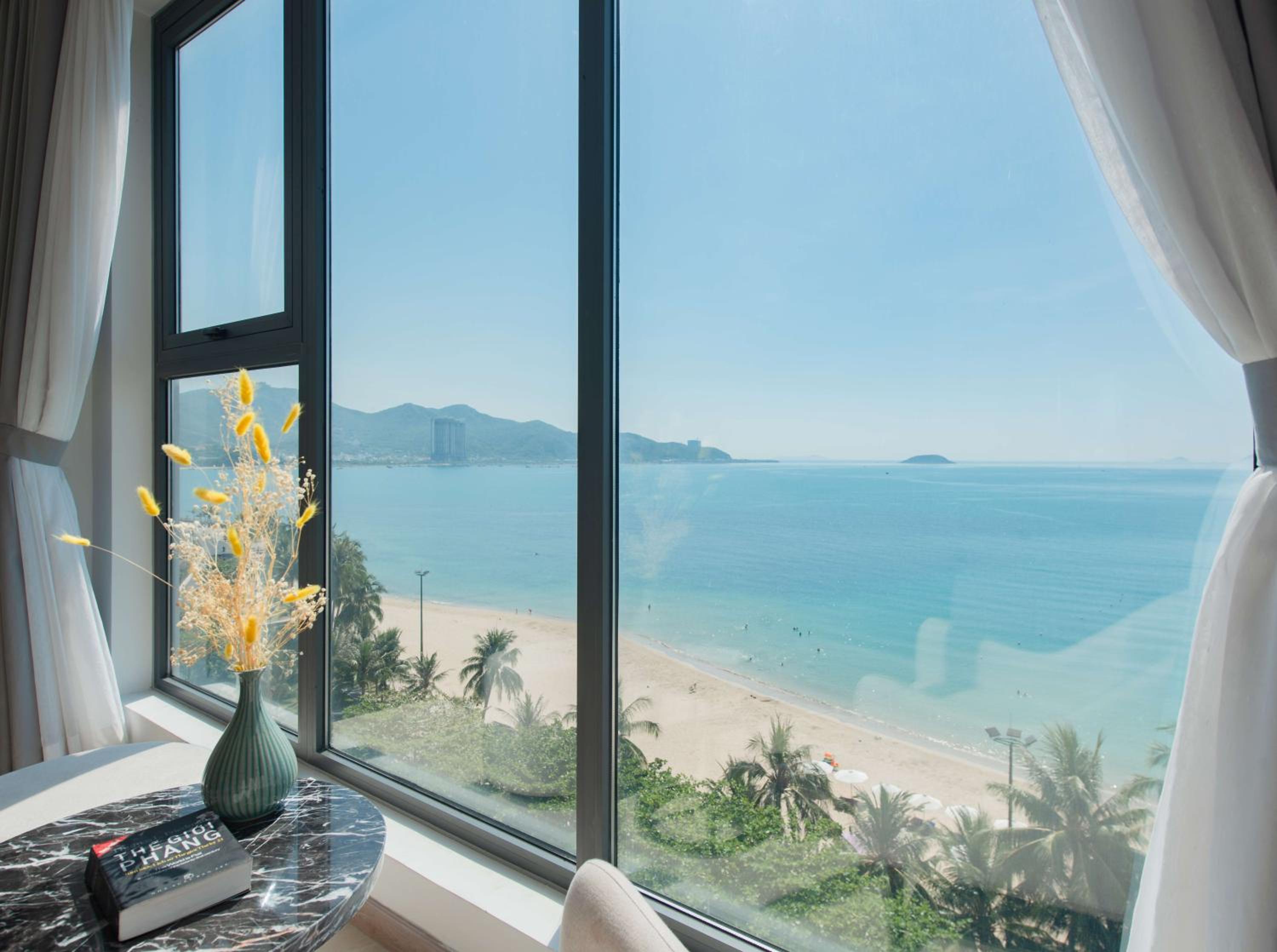 Deluxe Double Room with Ocean View - Photo 6