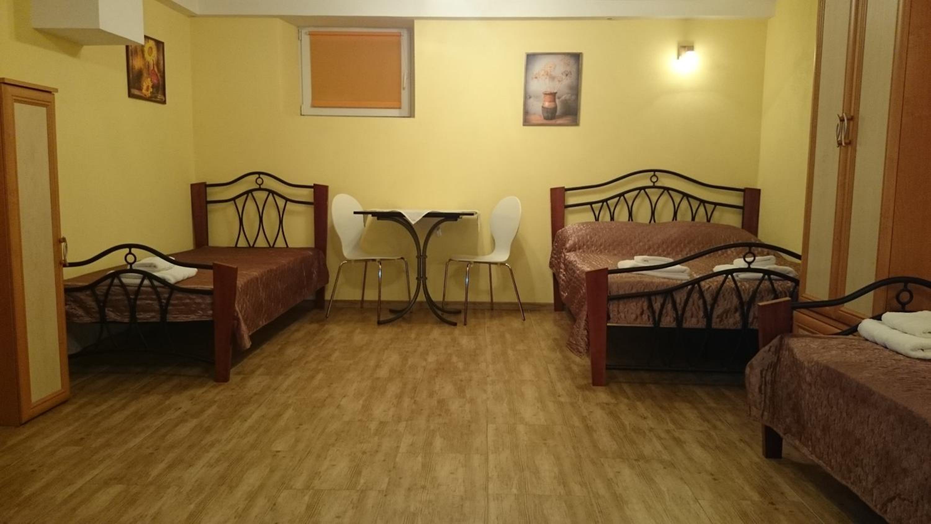 Double or Twin Room with Garden View - Photo 6