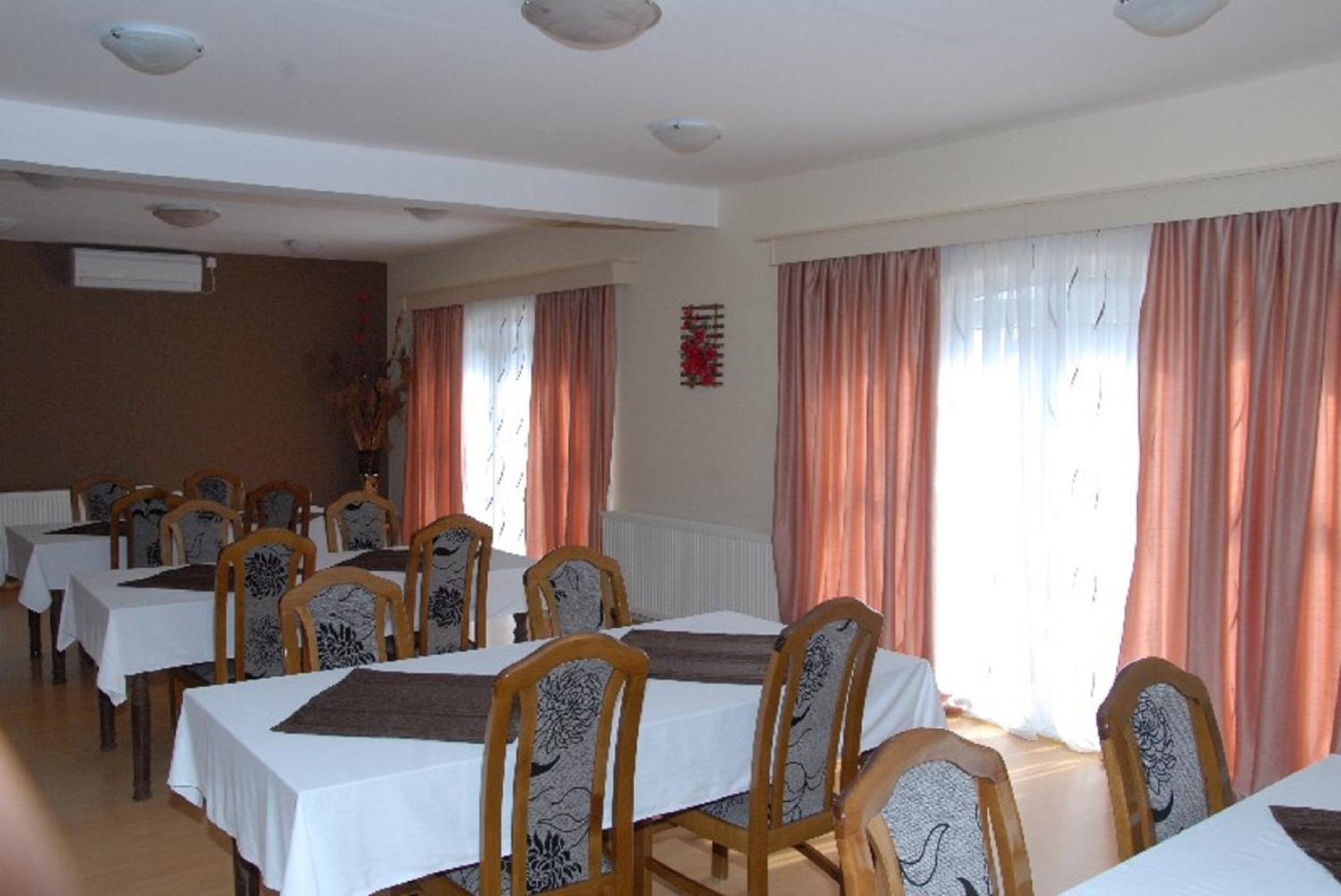 Basic Double Room photo 1