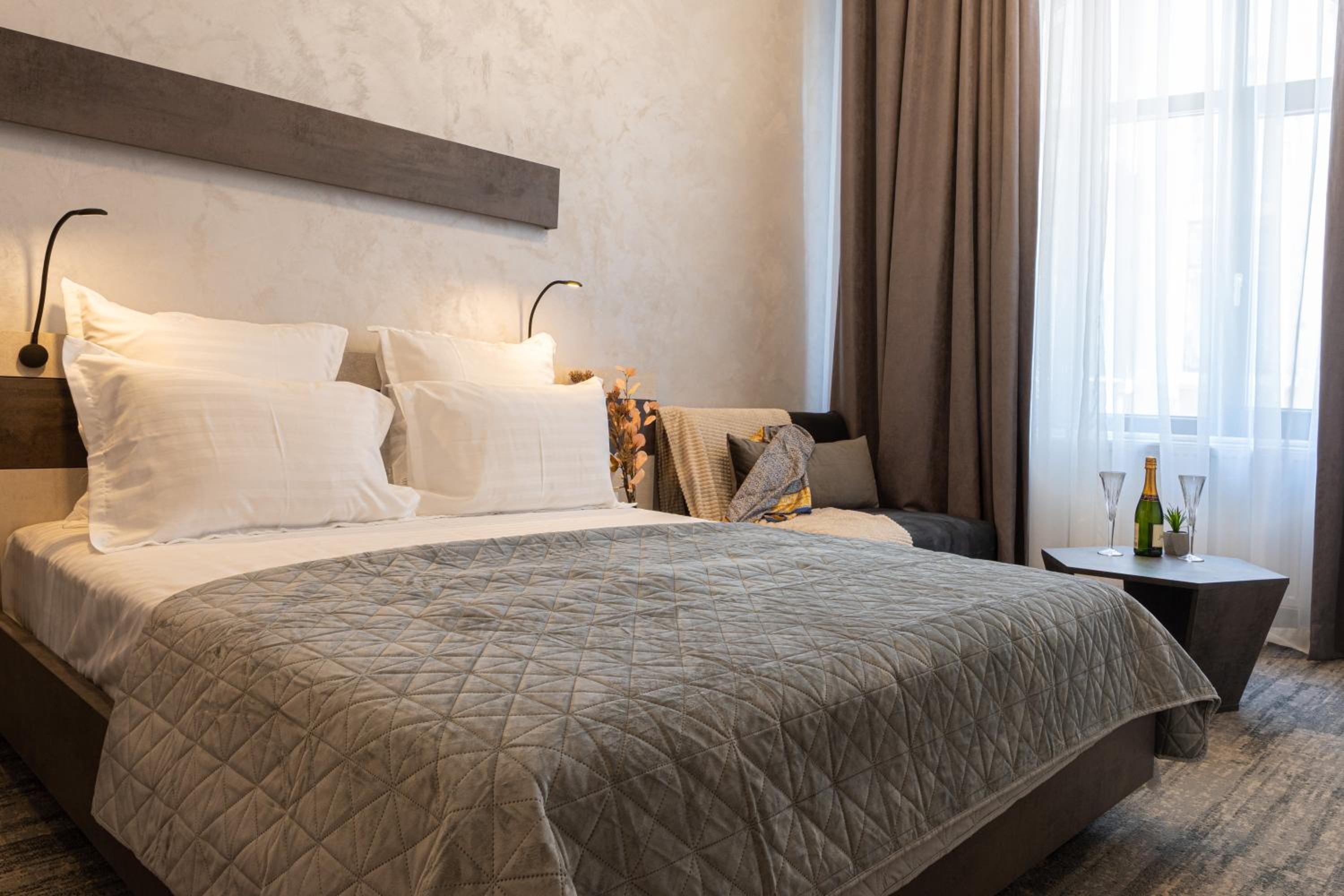 ⁠Eliza Samara - Double Room (balcony, 1st floor) - Photo 4