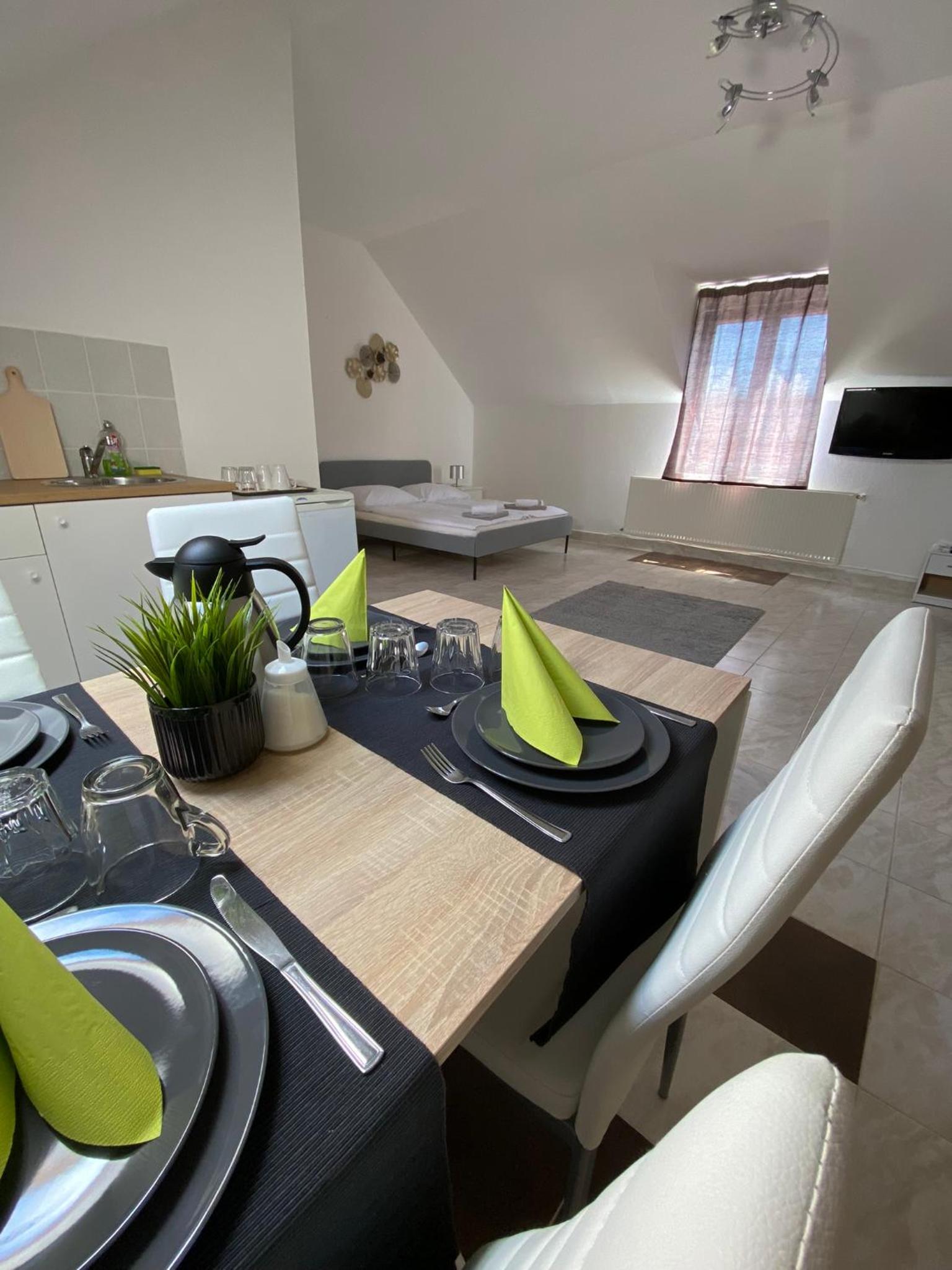 Standard Triple Room photo 3