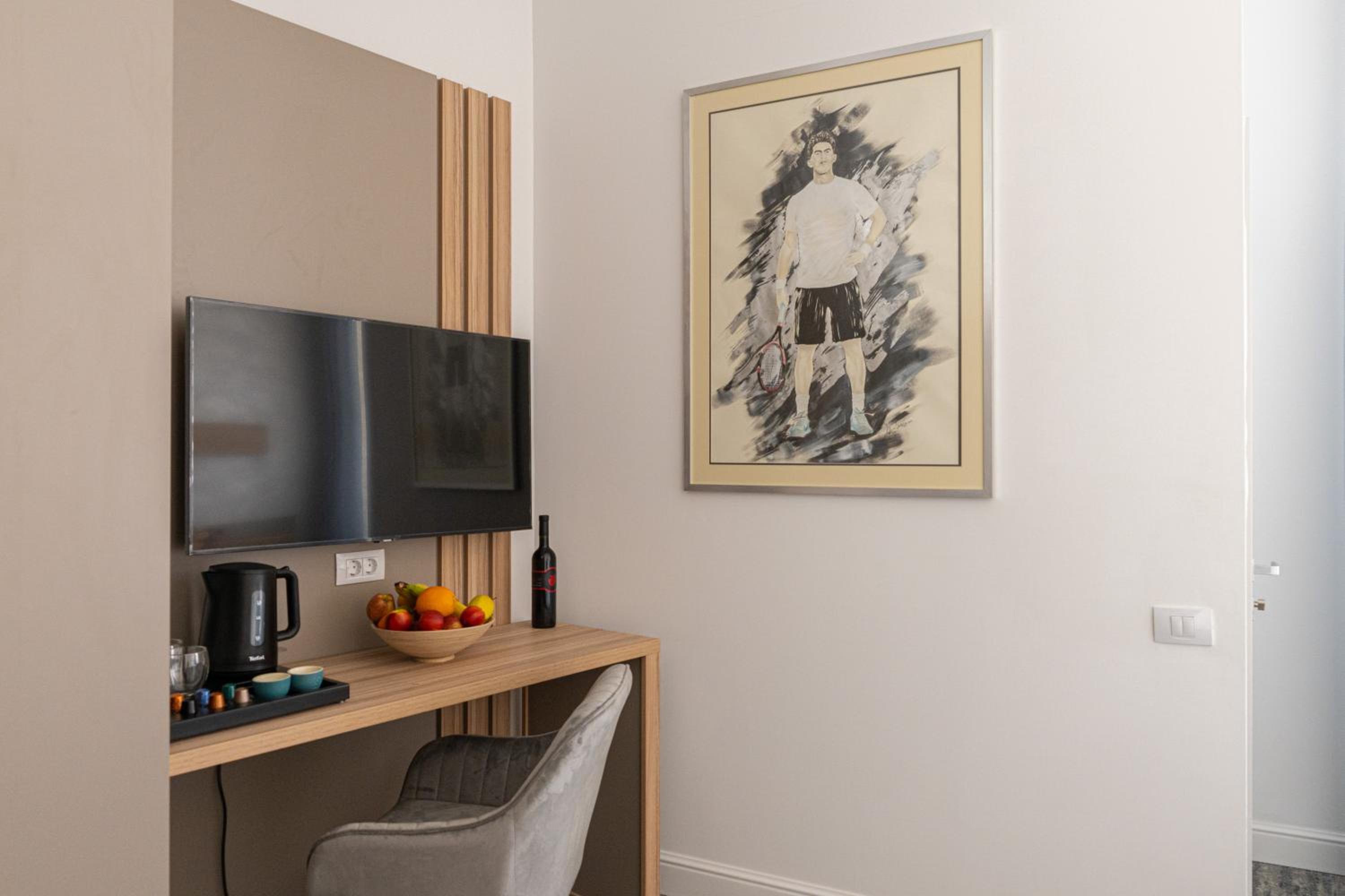 Horia Tecau - Double Room (balcony, 1st floor) photo 3