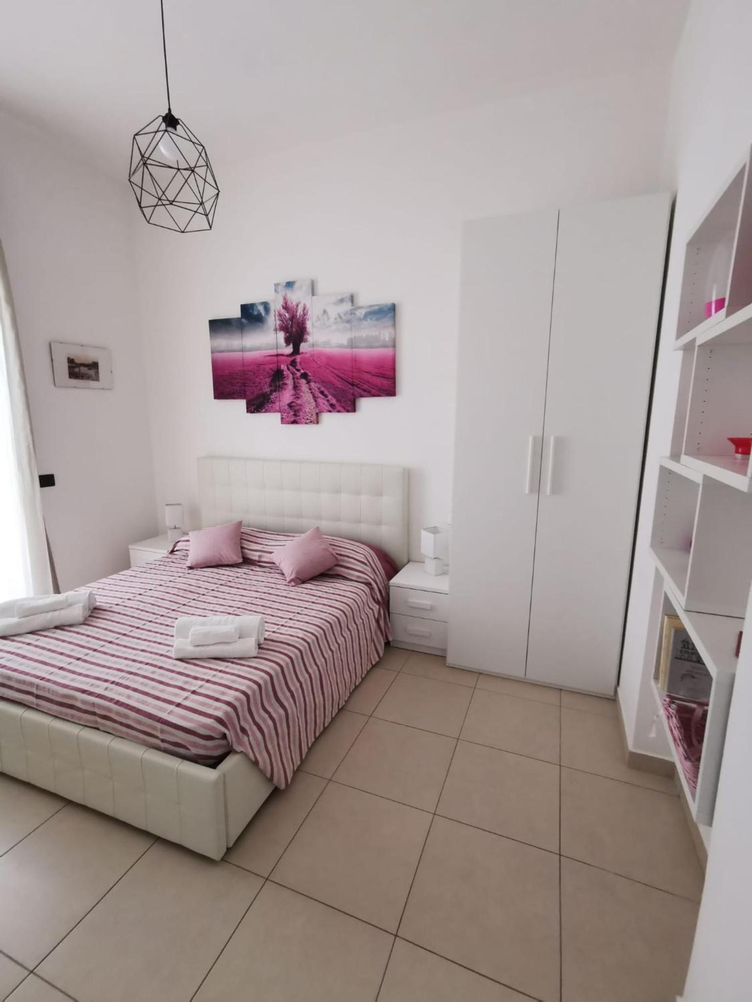 Apartment photo 2