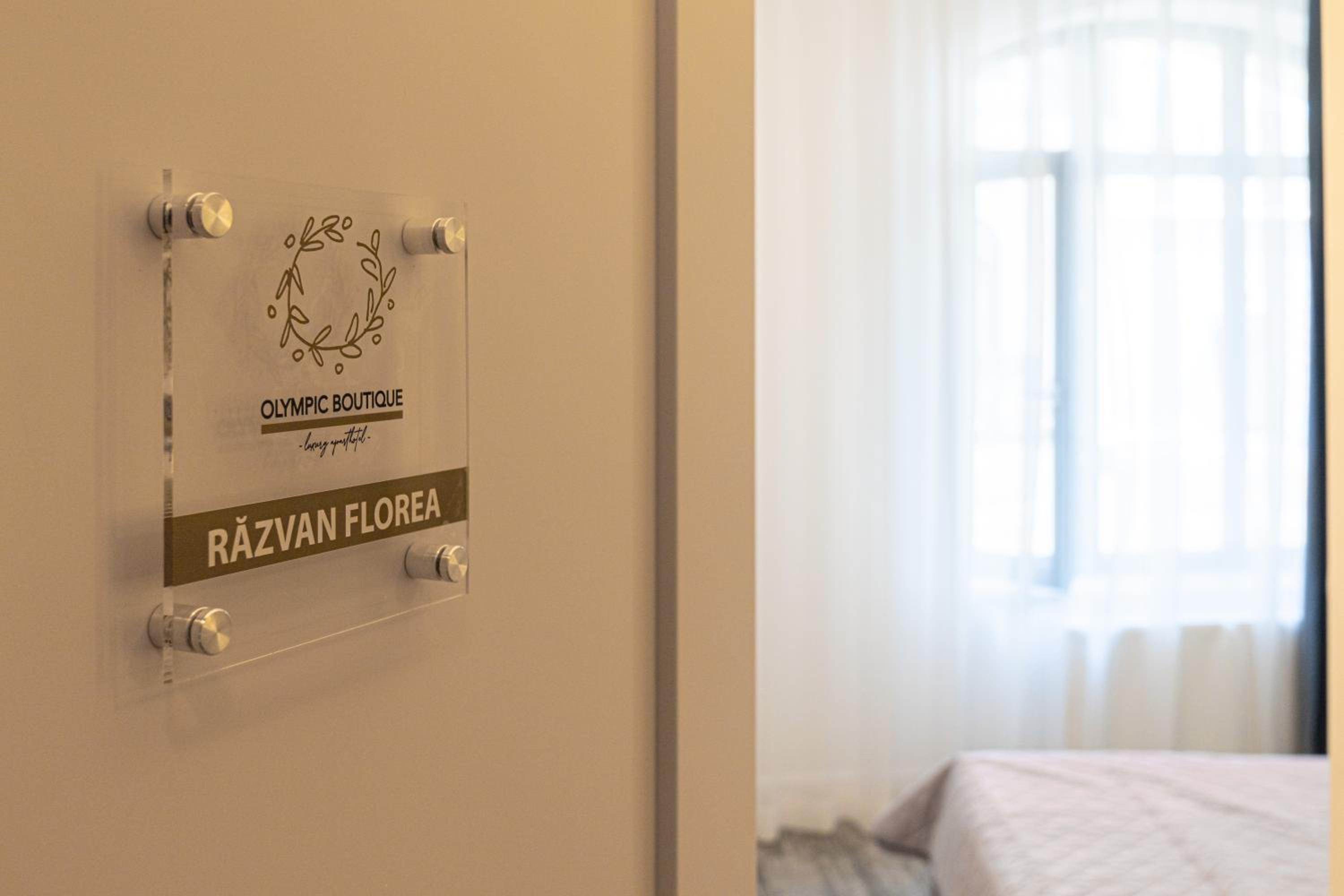 Razvan Florea - Double Room (balcony, 2nd floor) - Photo 10
