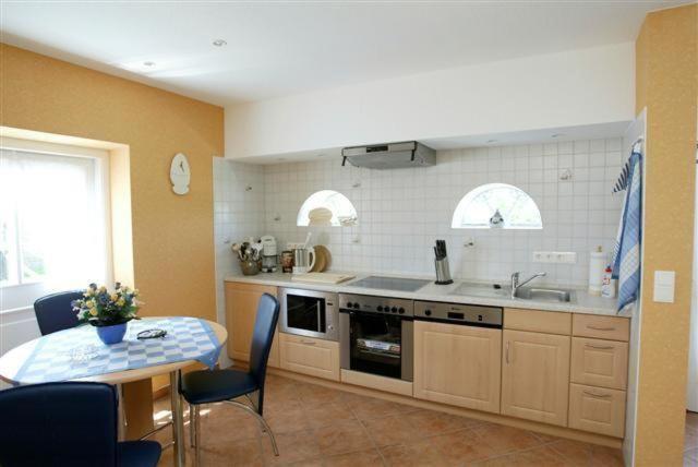 Apartment photo 2
