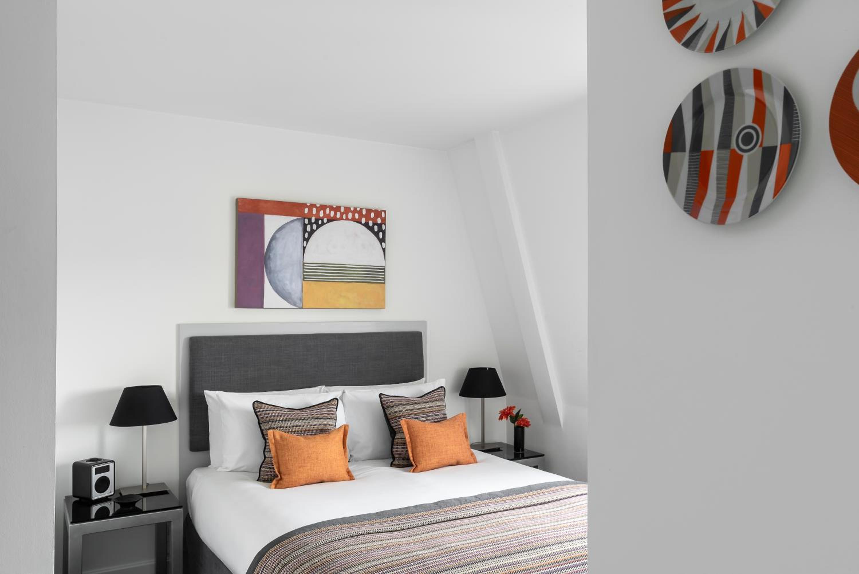 One-Bedroom Suite photo 3