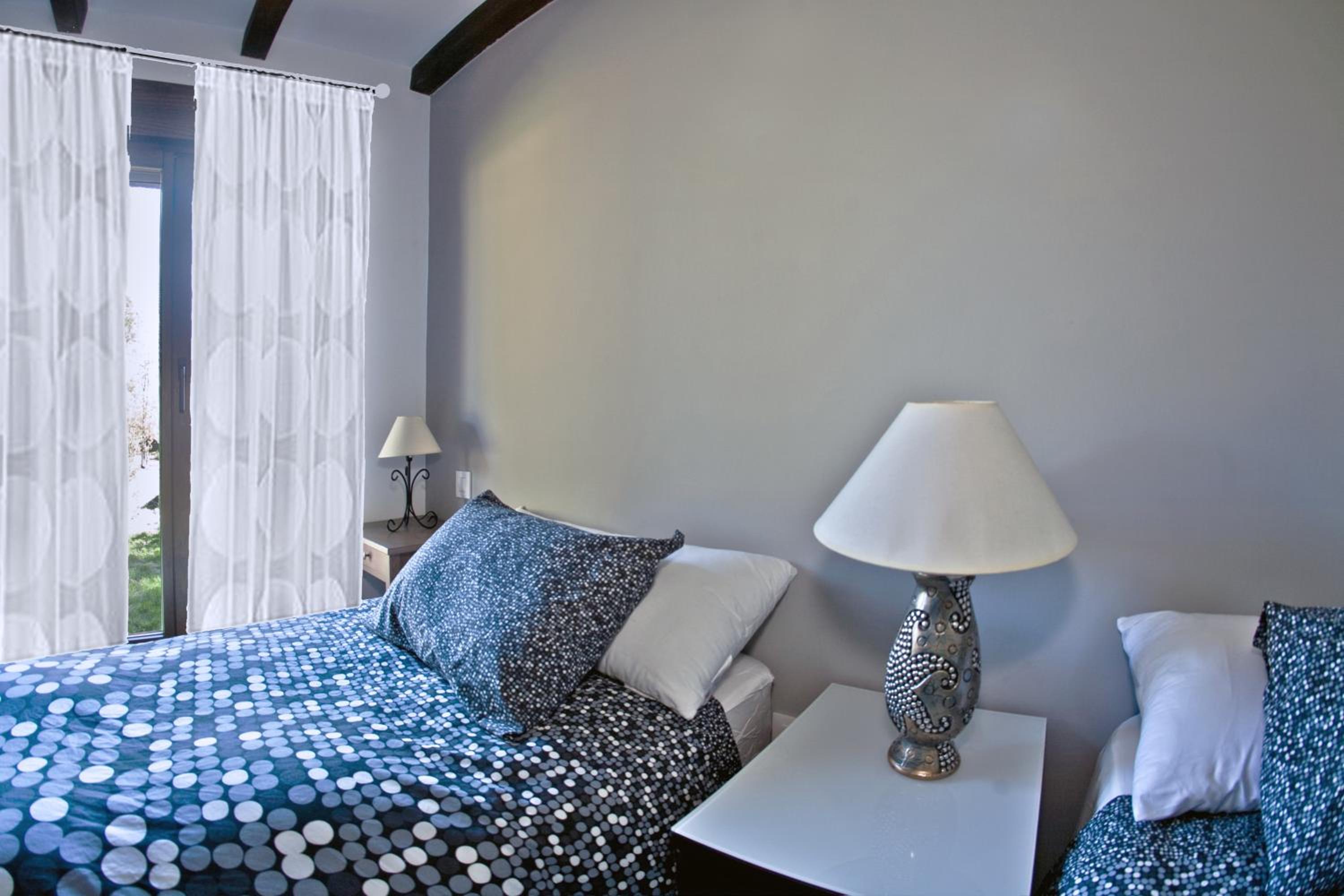 Two-Bedroom Apartment - Photo 15