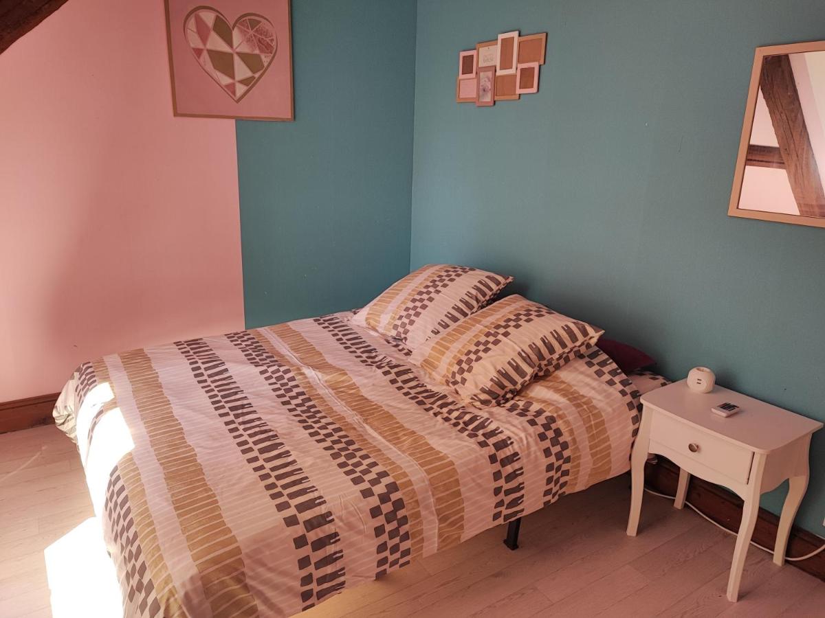 Triple Room with Bath photo 3