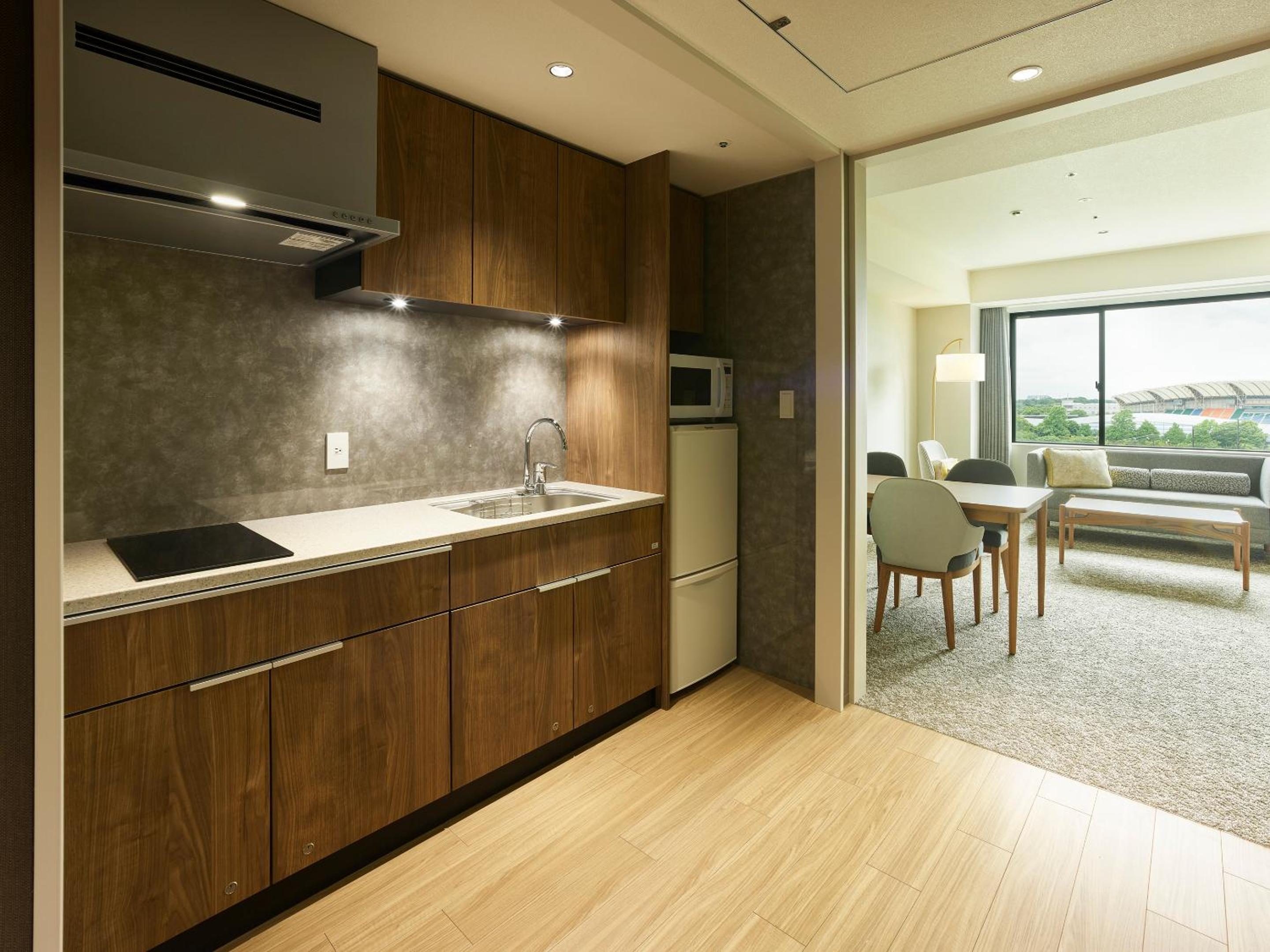 Suite - Photo 3