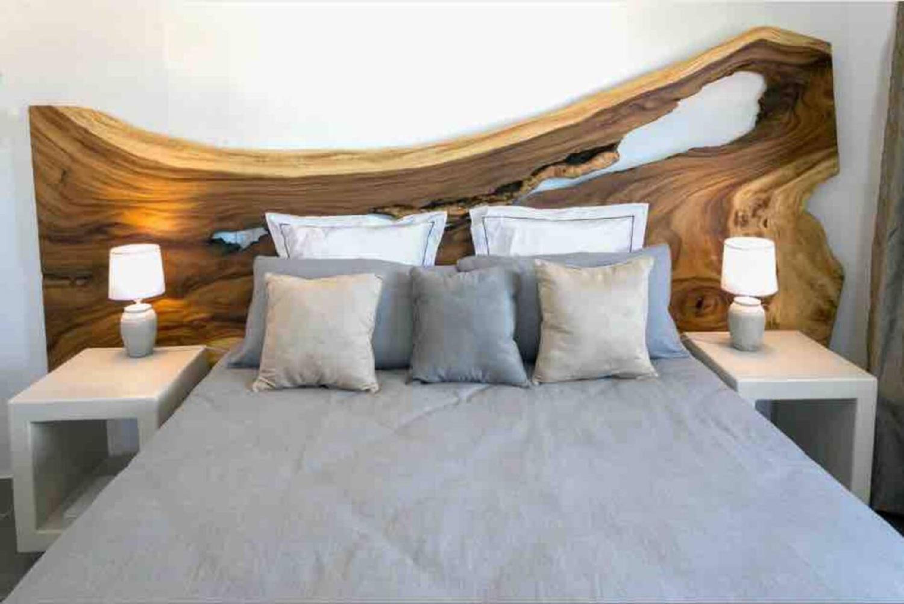Six-Bedroom Villa  photo 3