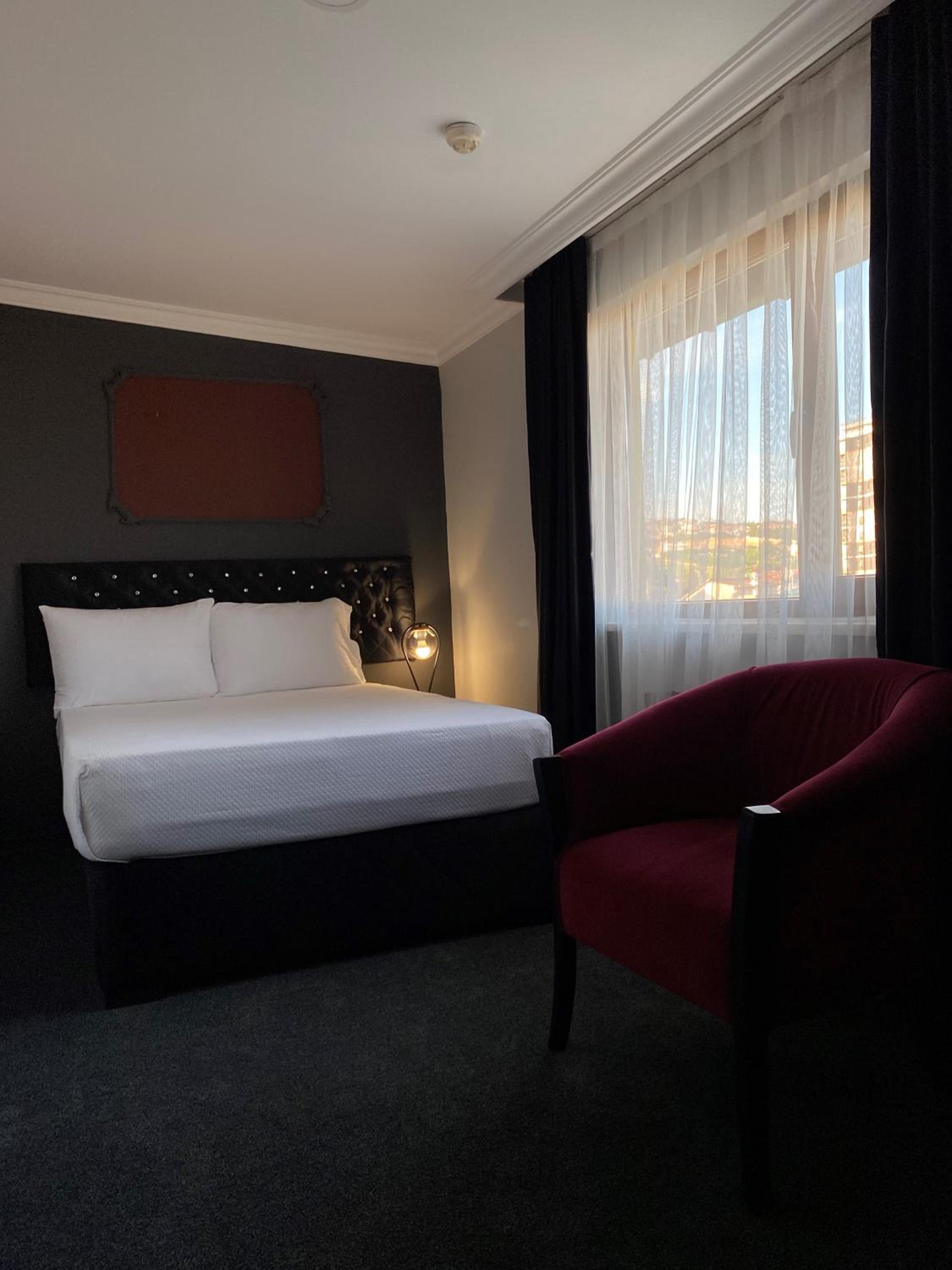 Deluxe Double Room With Sea View photo 3