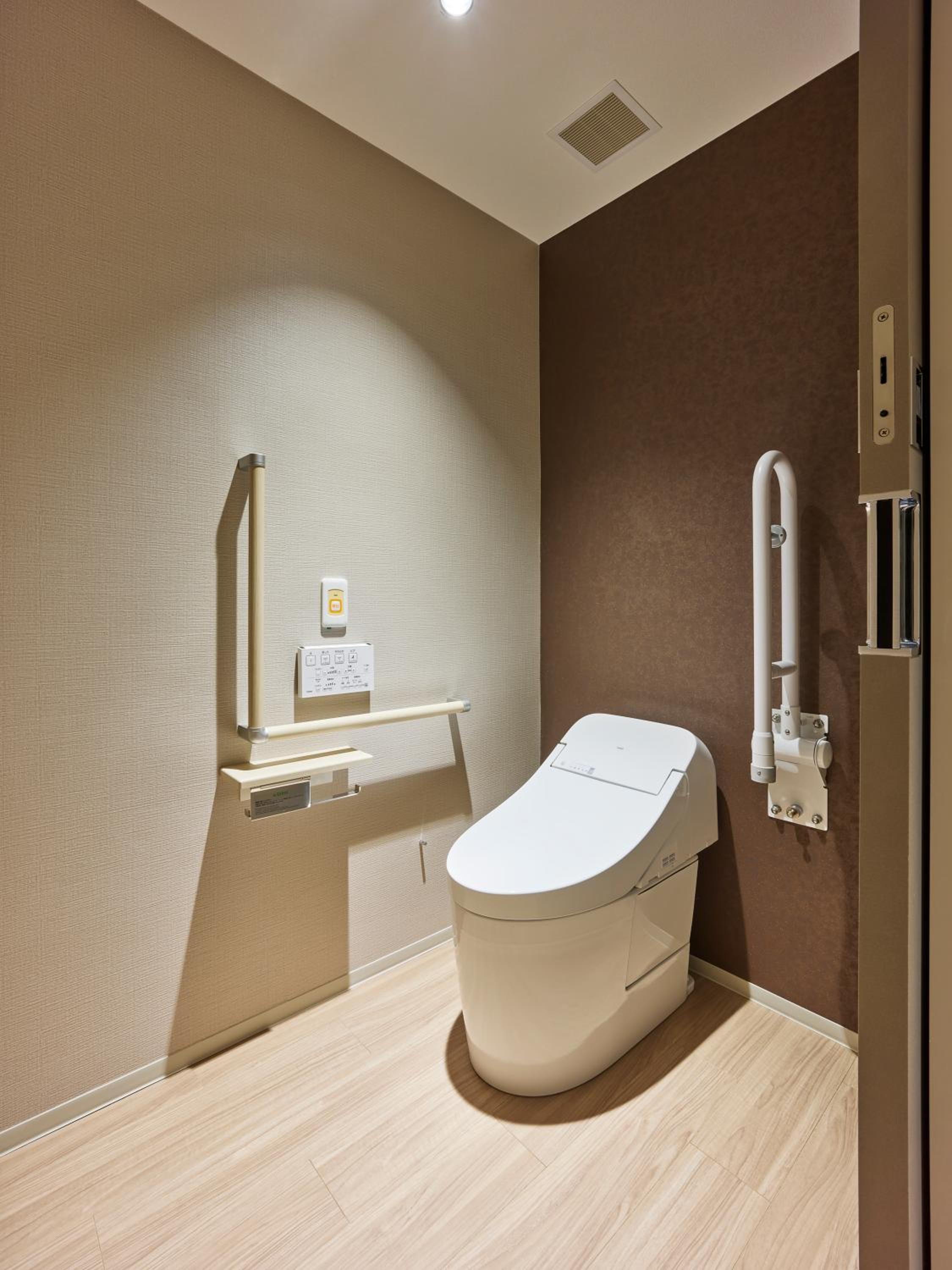 Deluxe Twin Room - Photo 10