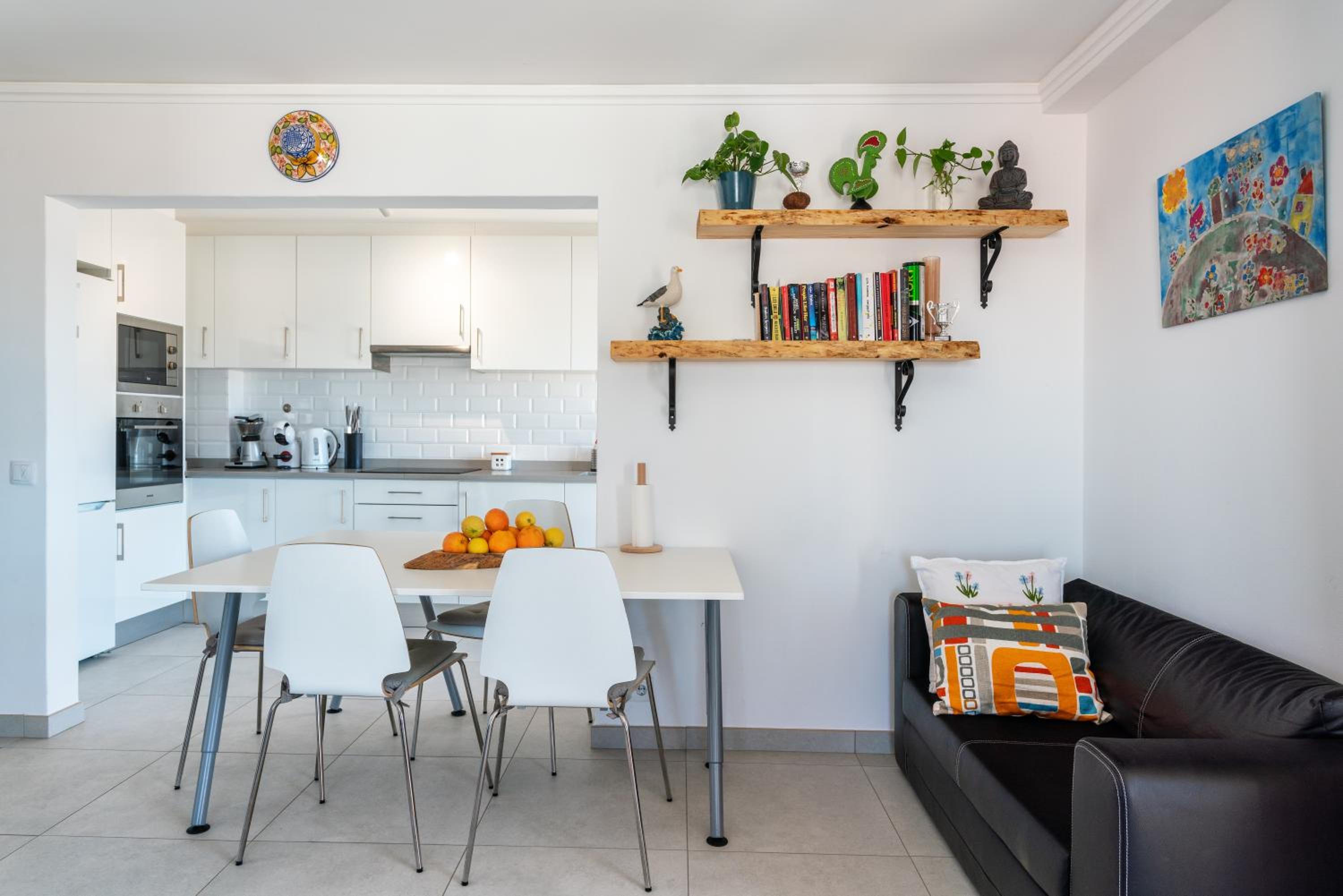 Three-Bedroom Apartment - Photo 21