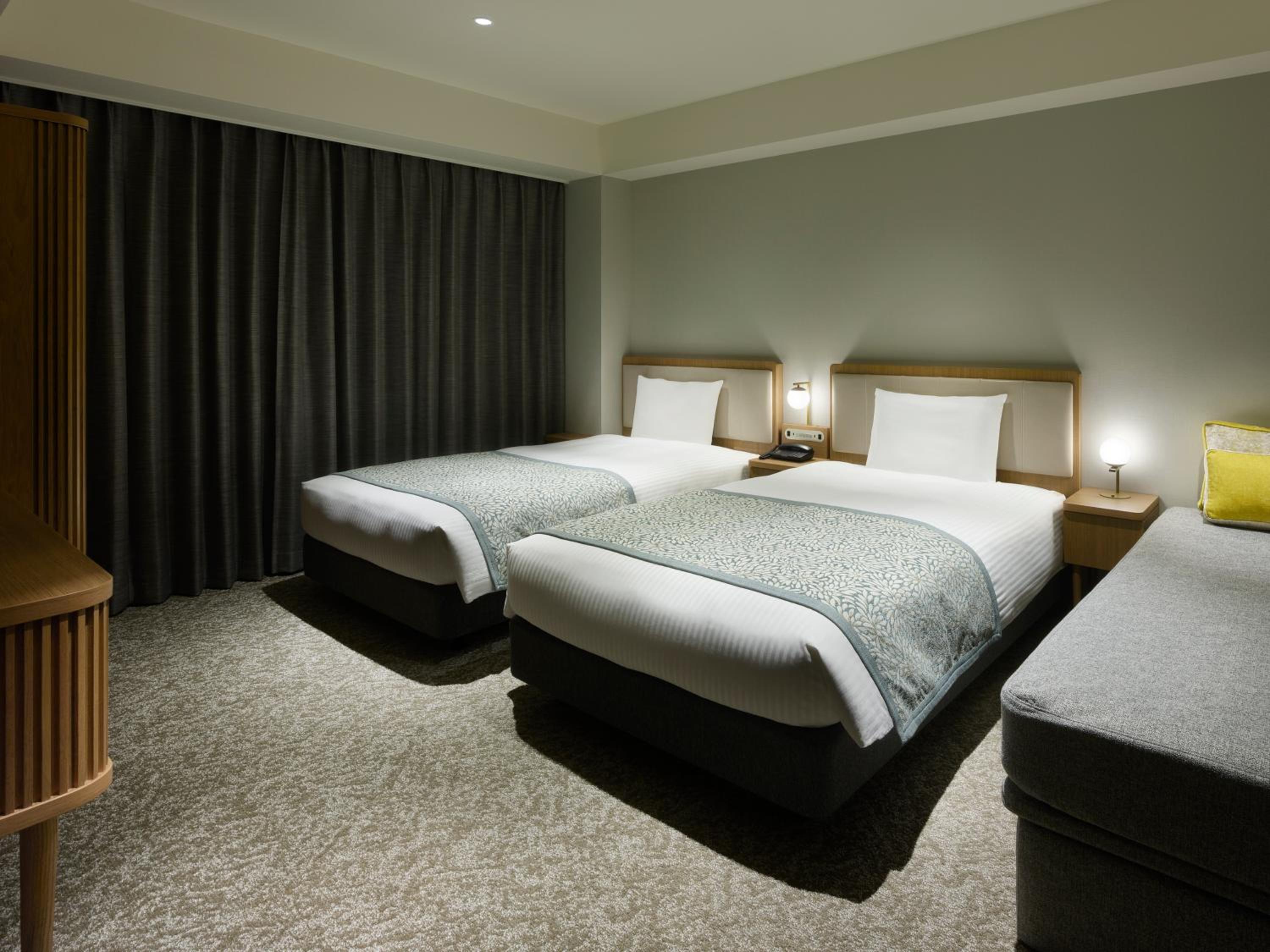 Suite - Photo 4
