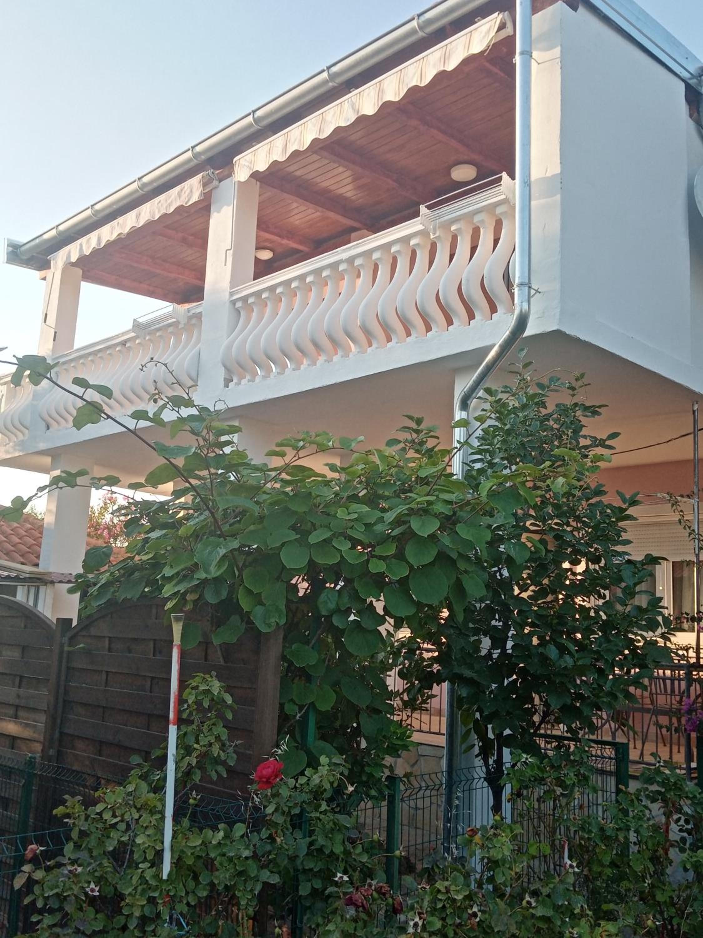 One Bedroom Apartment with Balcony and Sea View photo 3