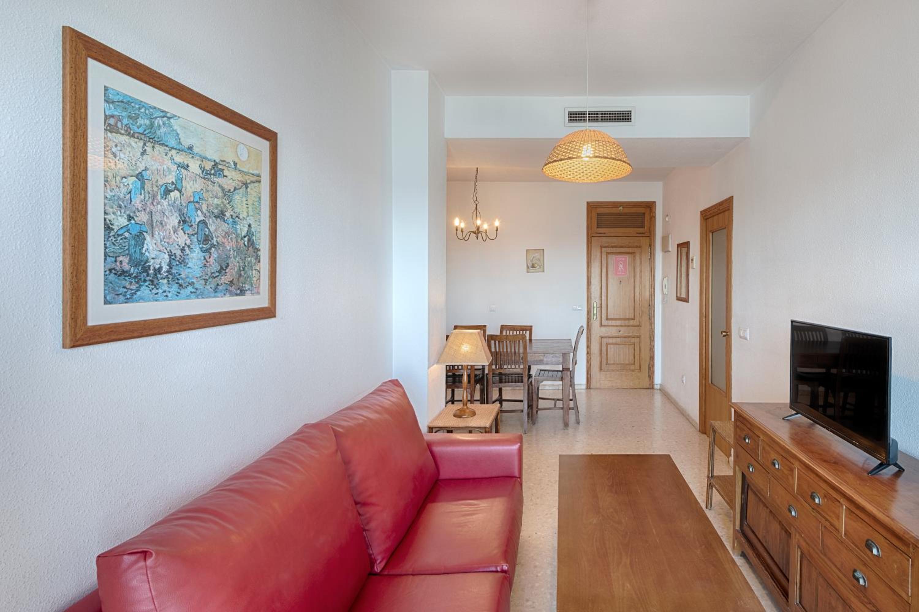 Duplex 3- Bedroom Apartment (6 Adults) photo 2