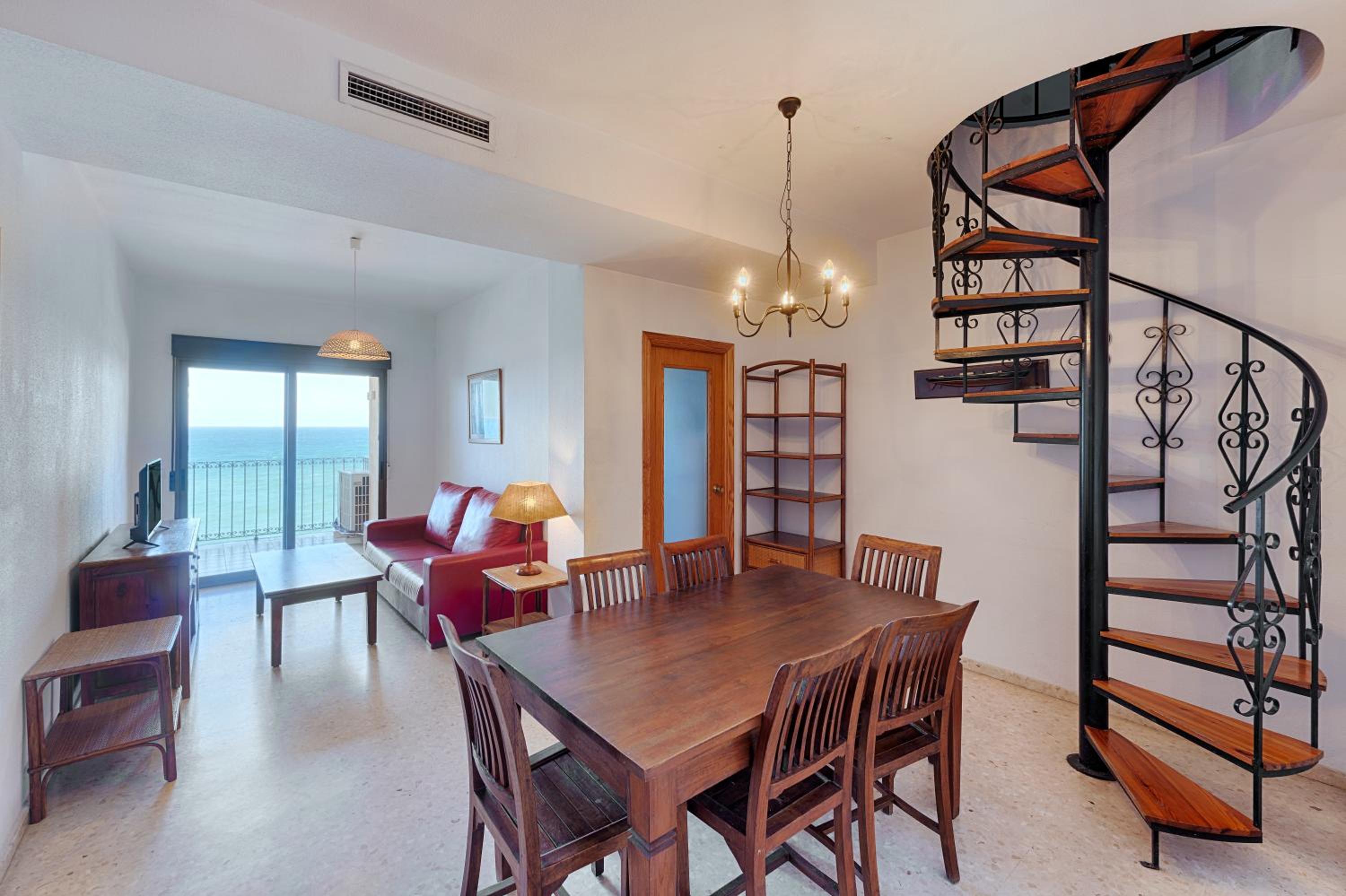Apartamento Dúplex de 3 habitaciones (6 adultos)